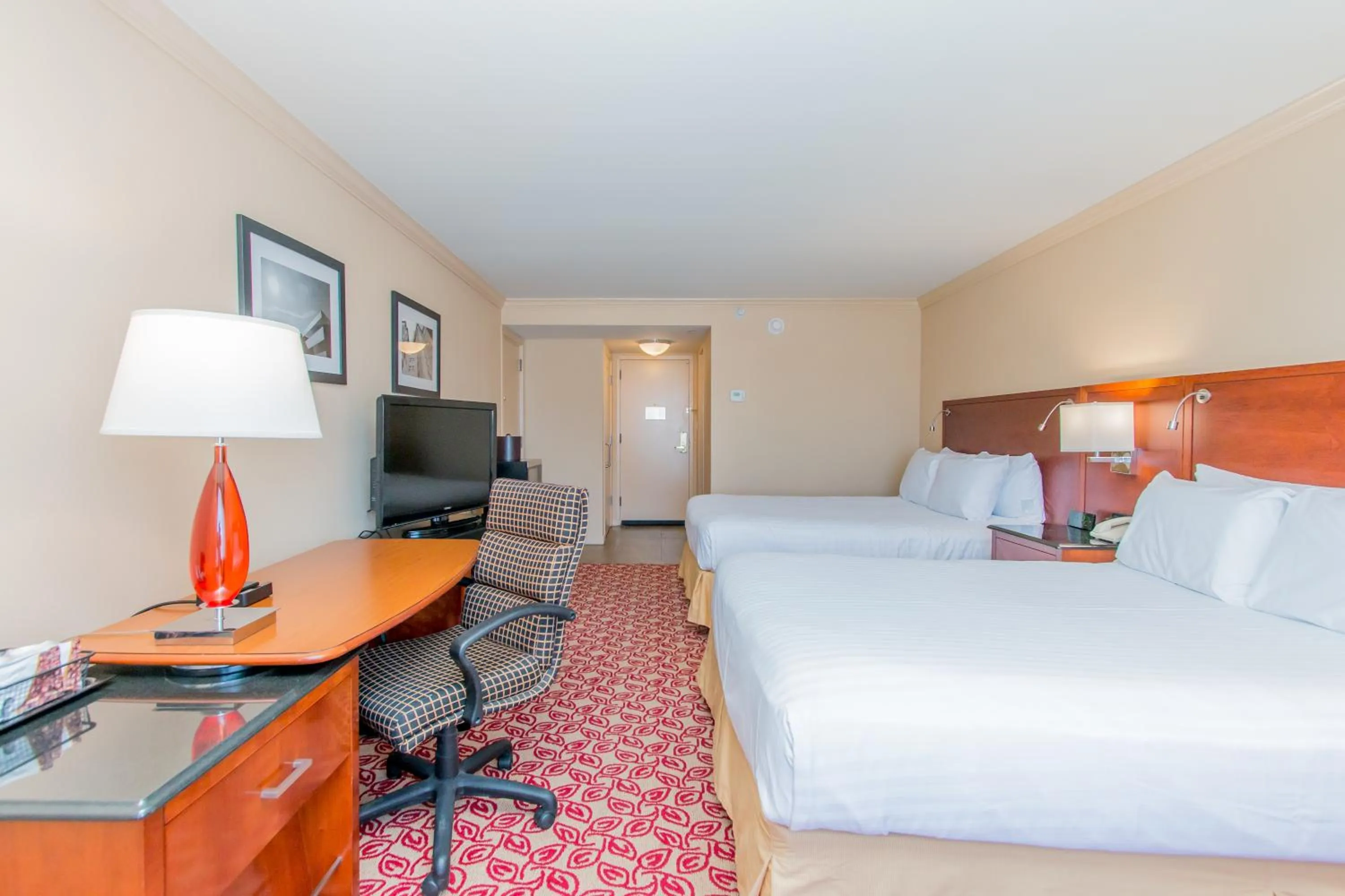 Bedroom, Bed in Doubletree By Hilton Battle Creek