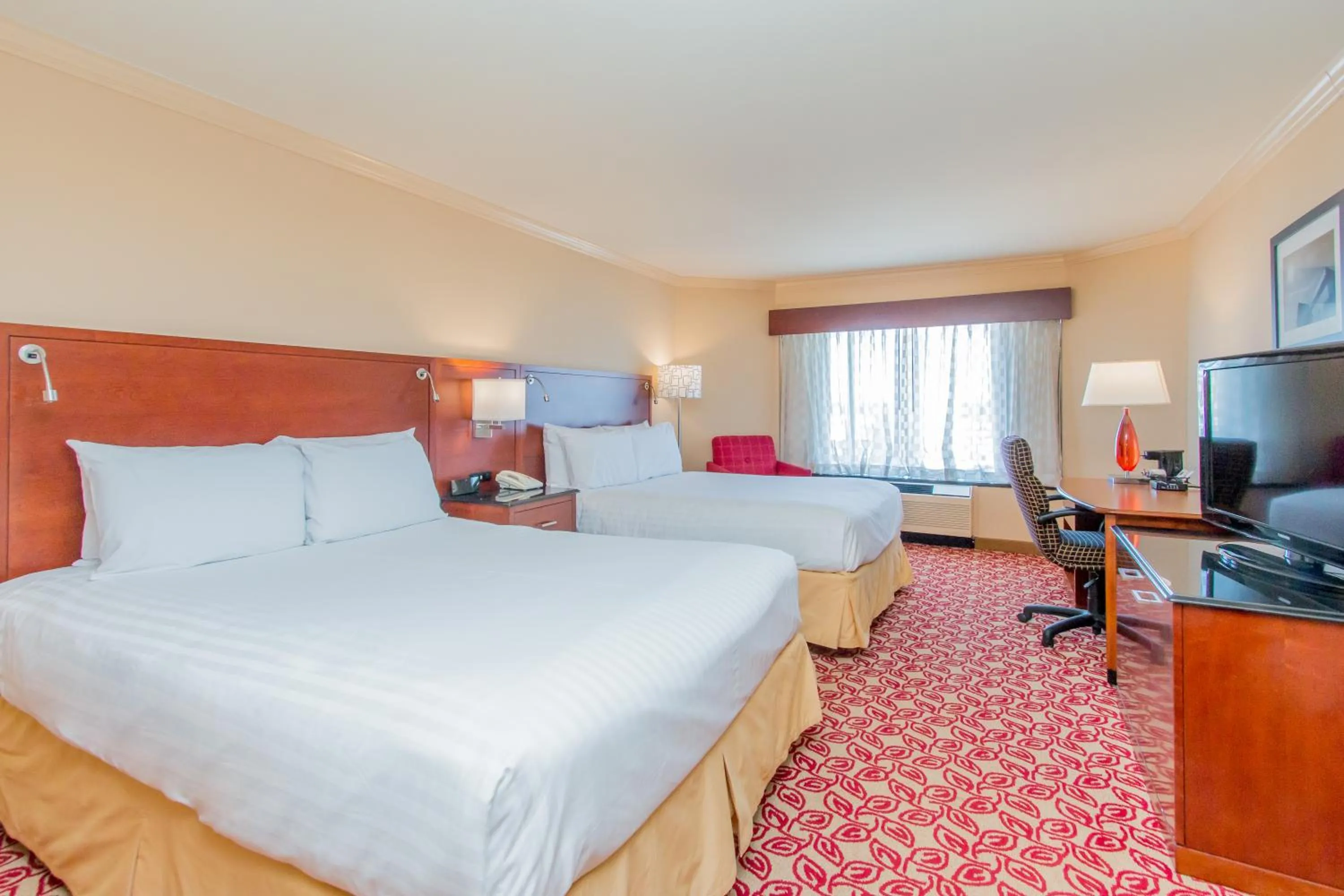 Bedroom, Bed in Doubletree By Hilton Battle Creek