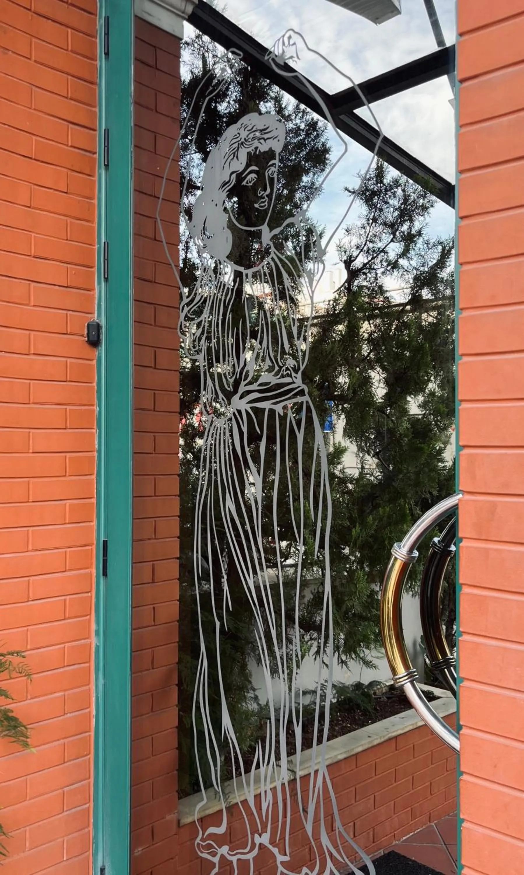 Facade/entrance in Alfa Hotel