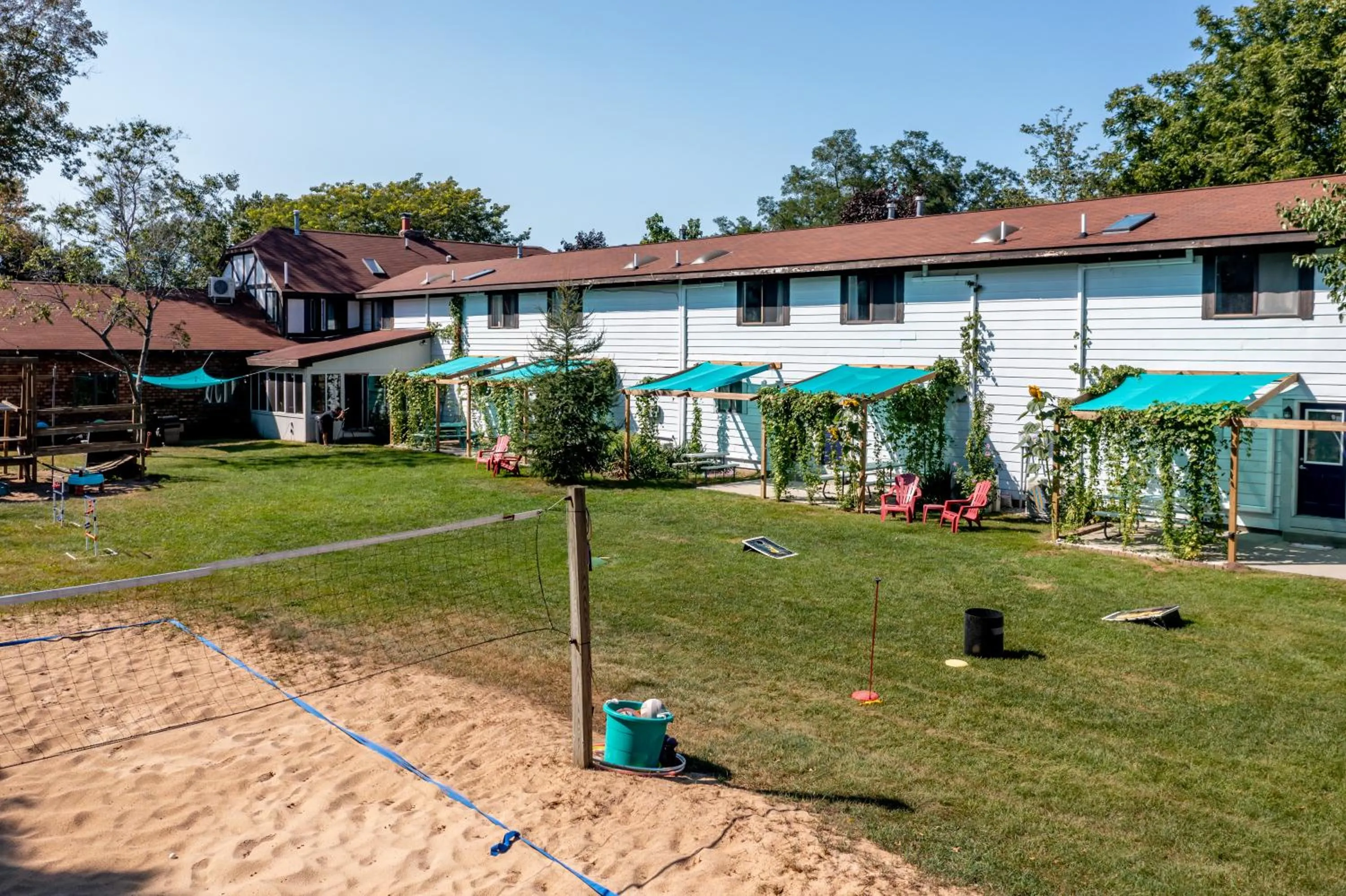 Patio in Hop & Vine Inn