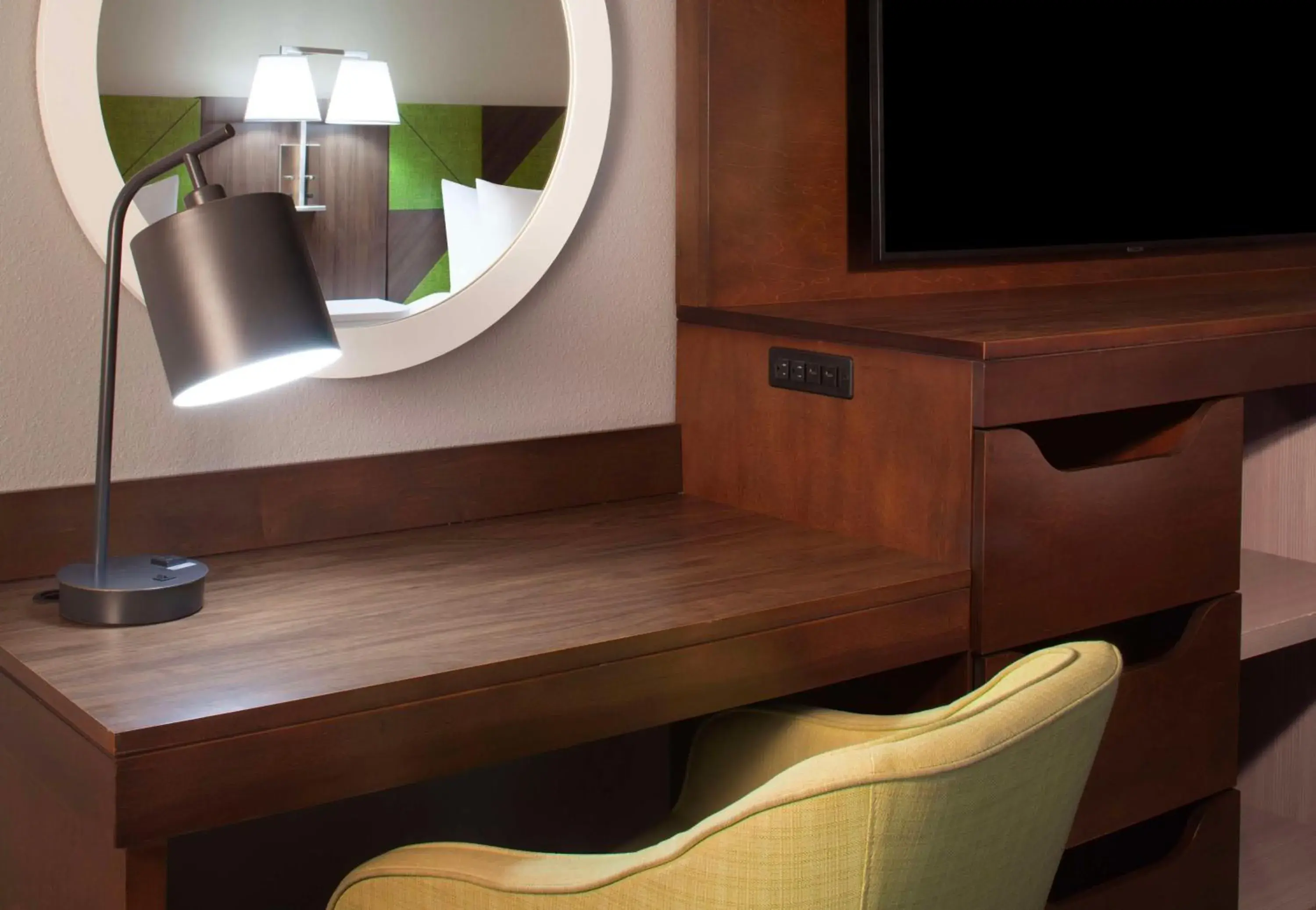 Queen Room with Two Queen Beds and Roll-In Shower - Mobility and Hearing Access/Non-Smoking in Hampton Inn & Suites-Atlanta Airport North-I-85 Queen Room with Two Queen Beds and Roll-In Shower - Mobility and Hearing Access/Non-Smoking in Hampton Inn & Suites-Atlanta Airport North-I-85