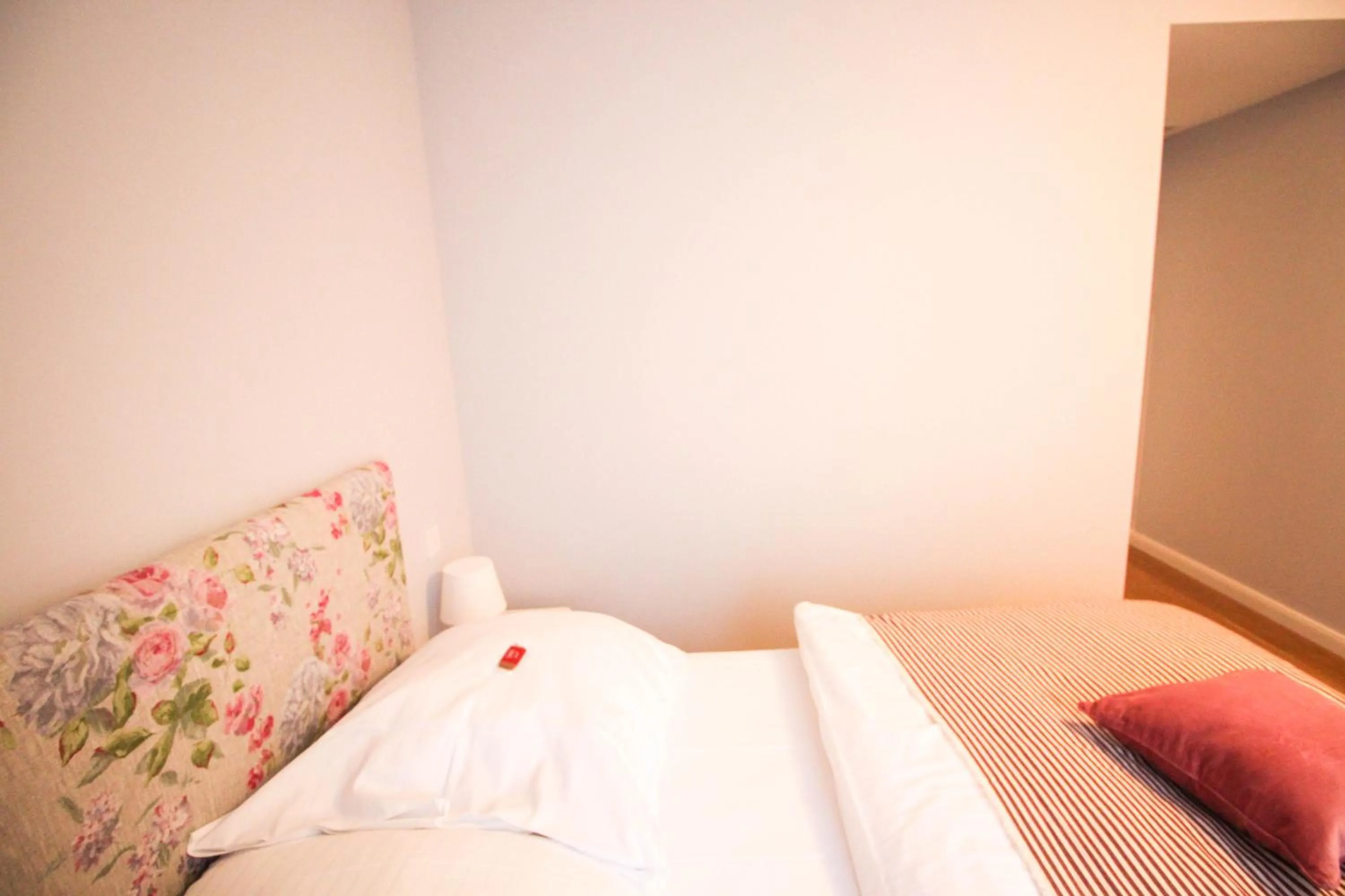 Bed in das kleine Hotel in München