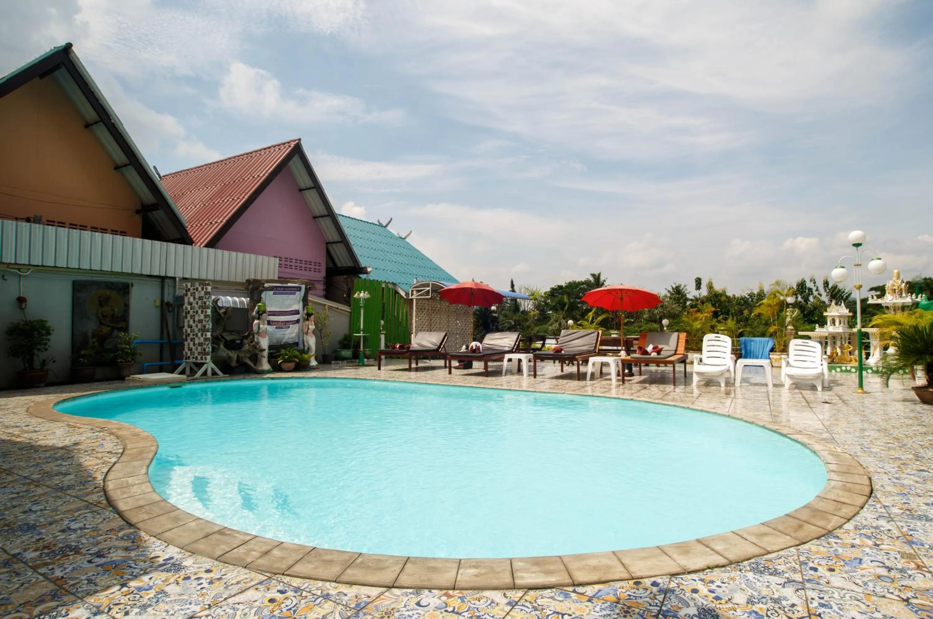 Swimming pool in Noble Night Guesthouse