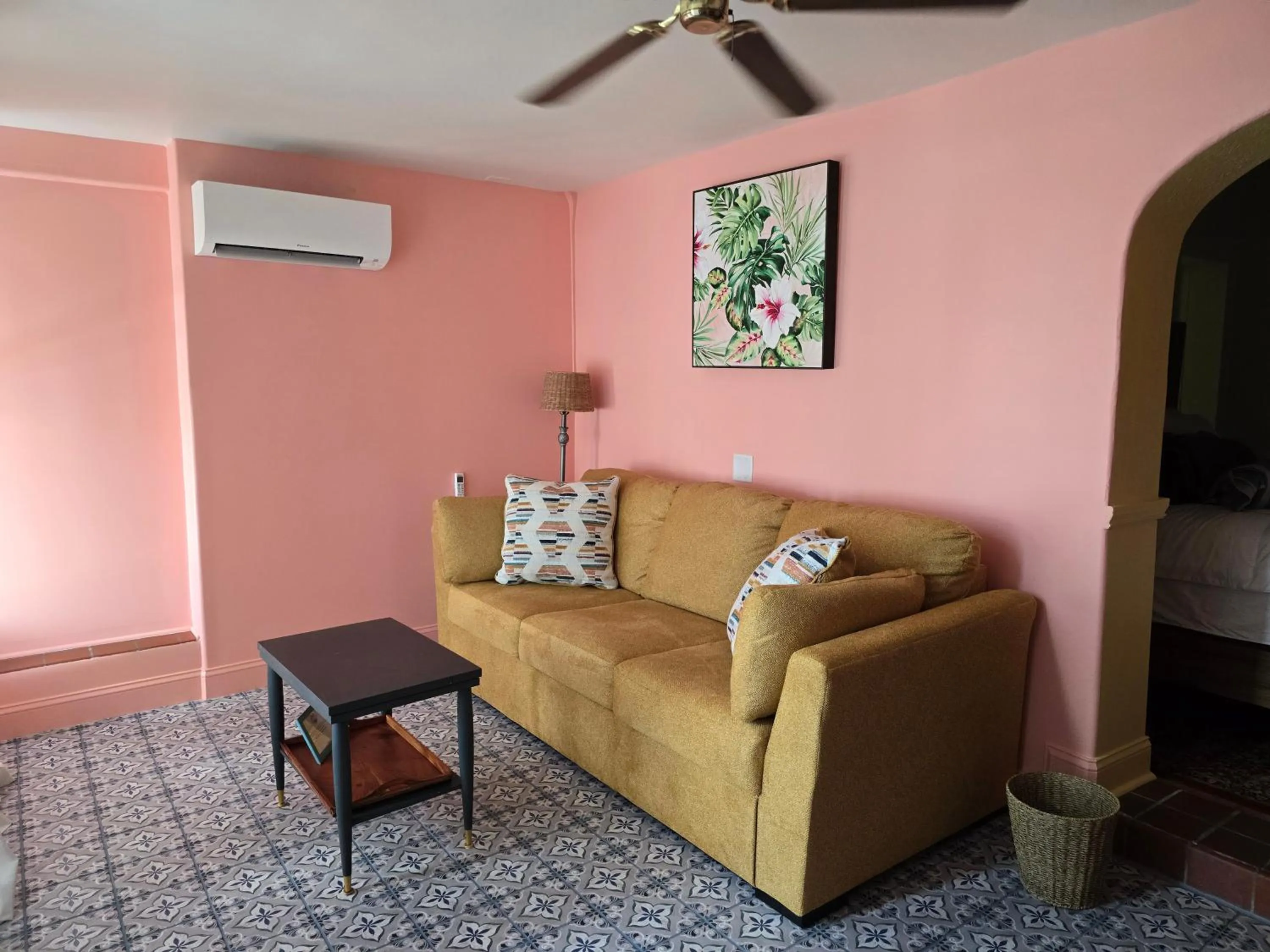 Sea Breeze Manor Inn