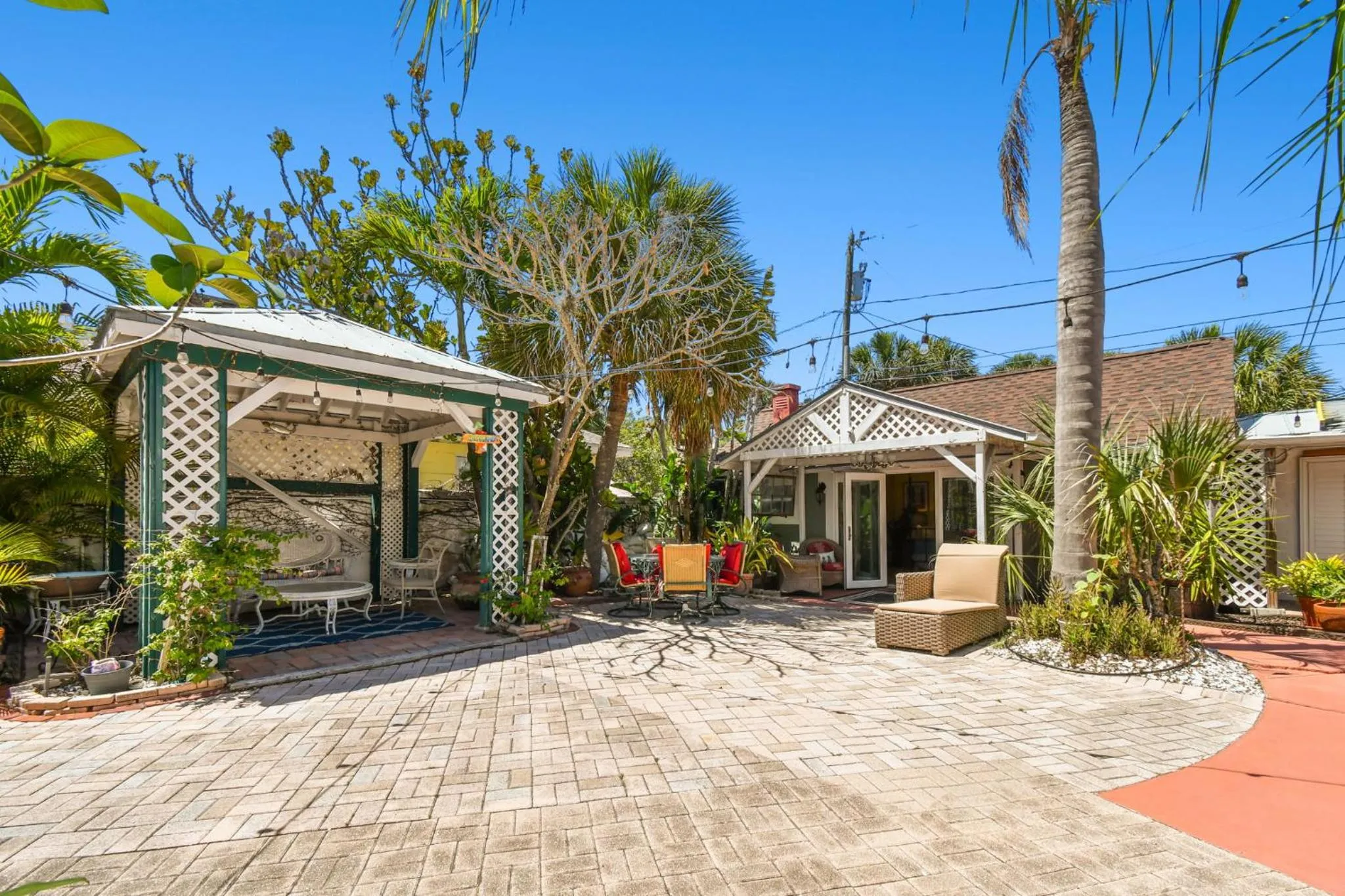 Sea Breeze Manor Inn