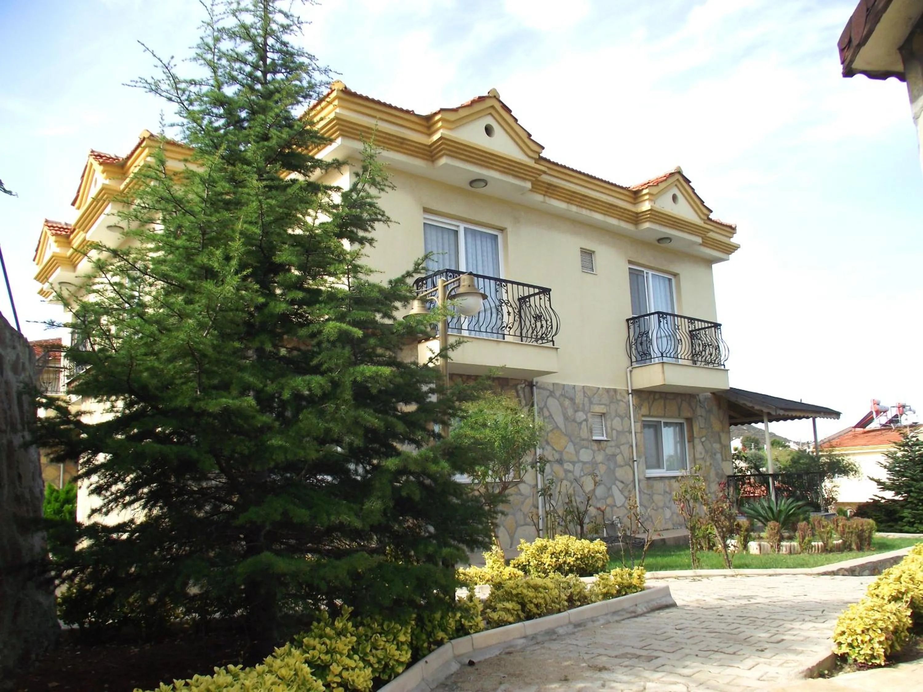 Garden view in Alize Resort Hotel