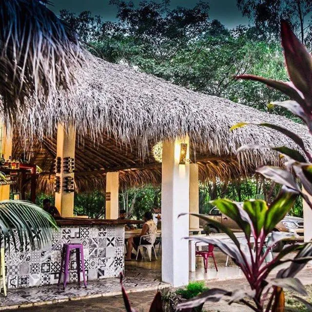 Restaurant/places to eat in Las Dunas Surf Resort