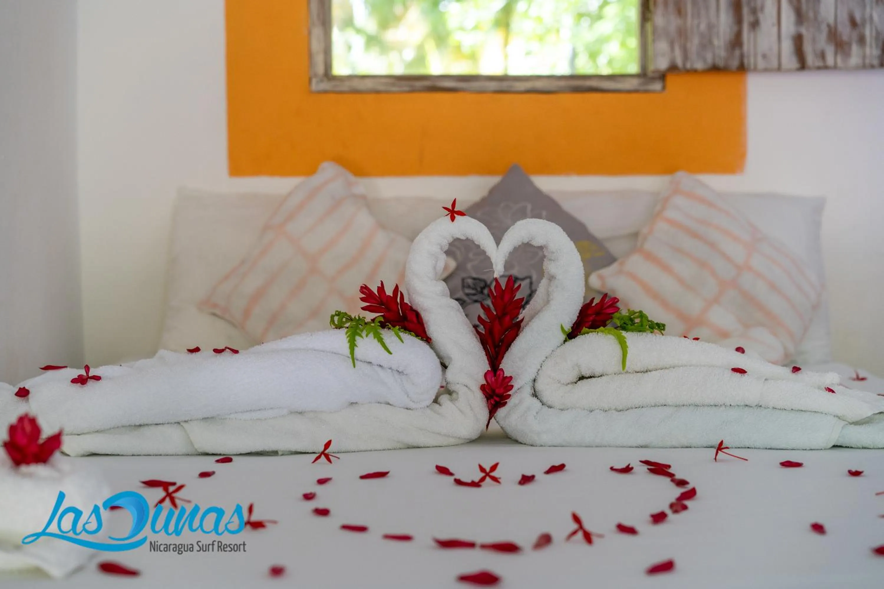 Bed in Las Dunas Surf Resort