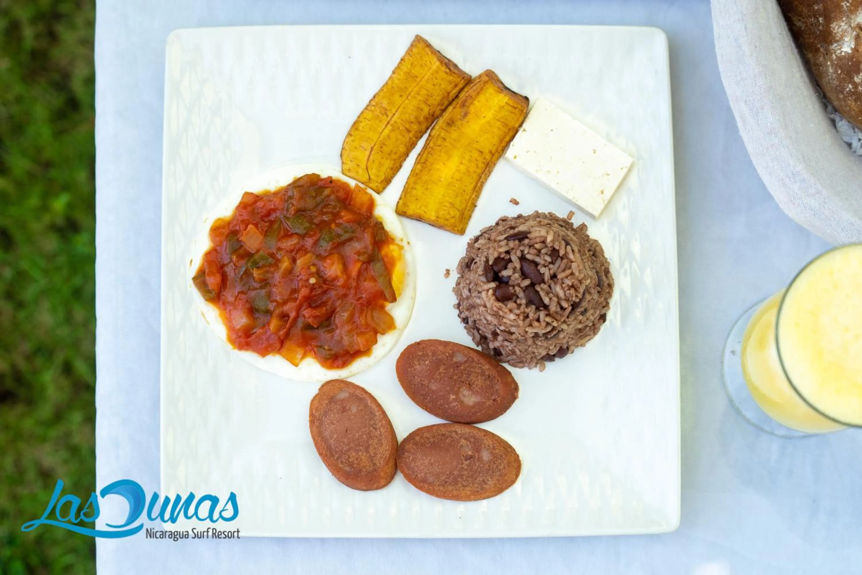 Breakfast in Las Dunas Surf Resort