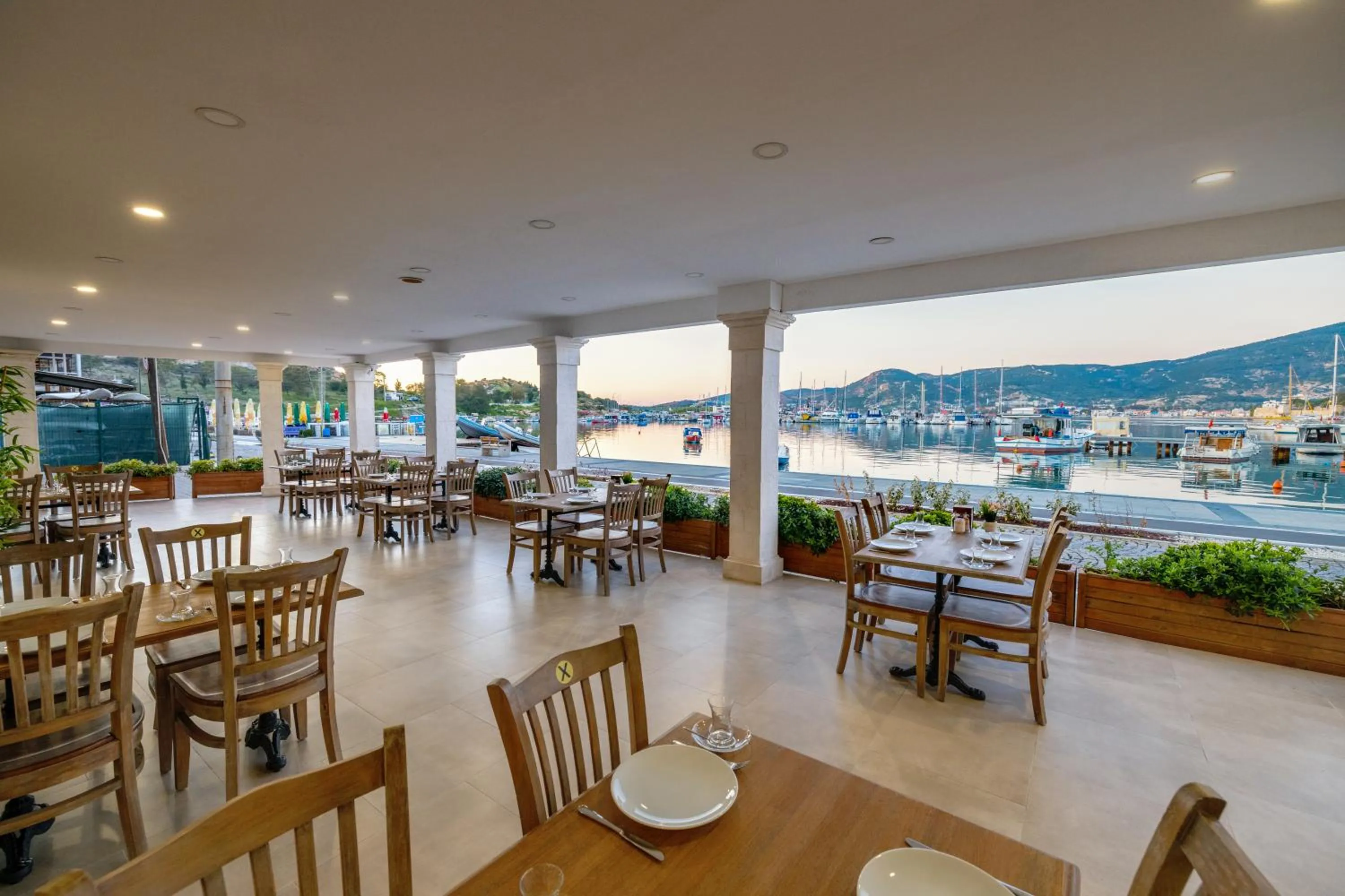 Hanedan Otel Foca Izmir