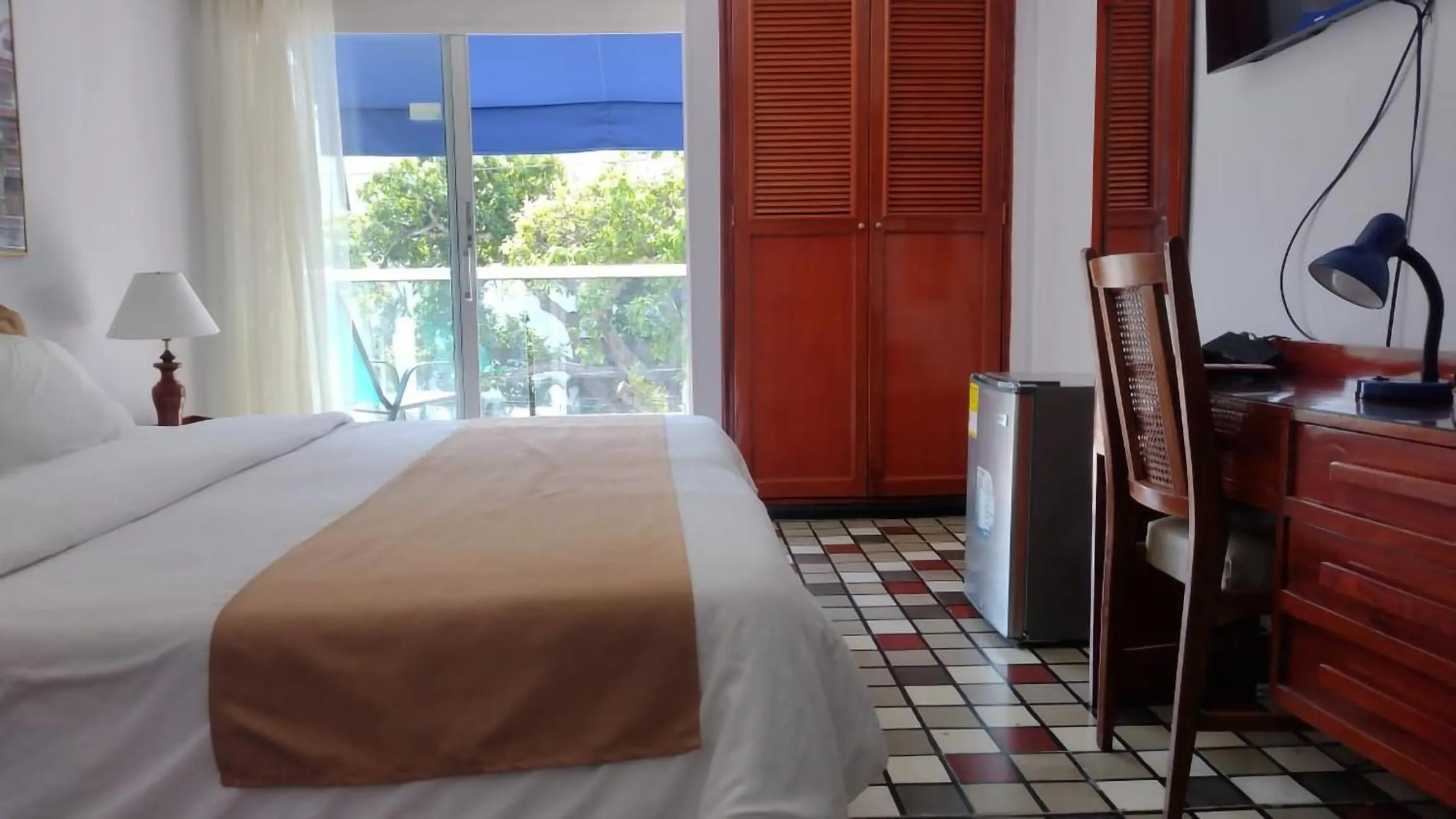 Photo of the whole room, Bed in Hotel Bahia Cartagena