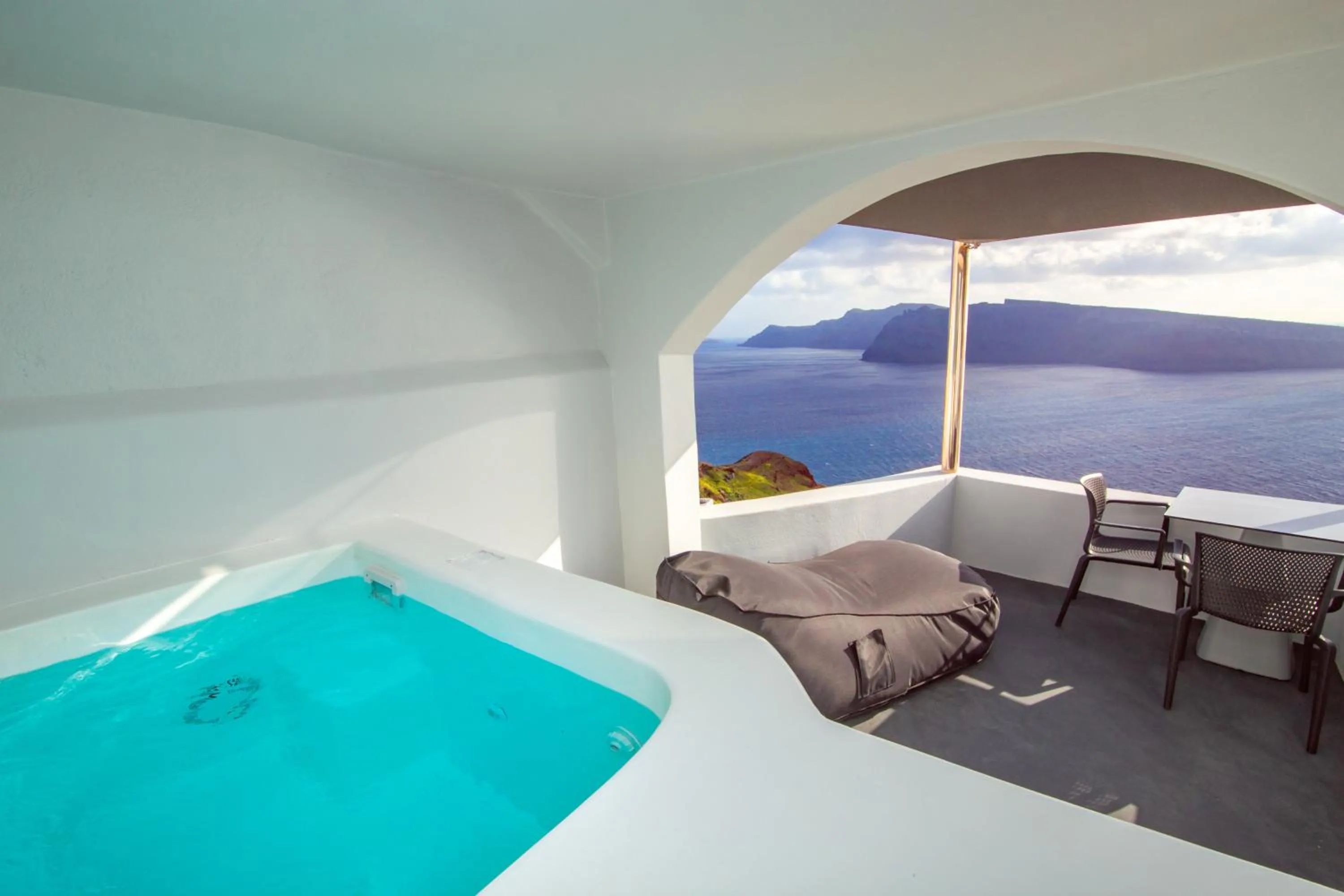 Hot Tub in Theodora Suites