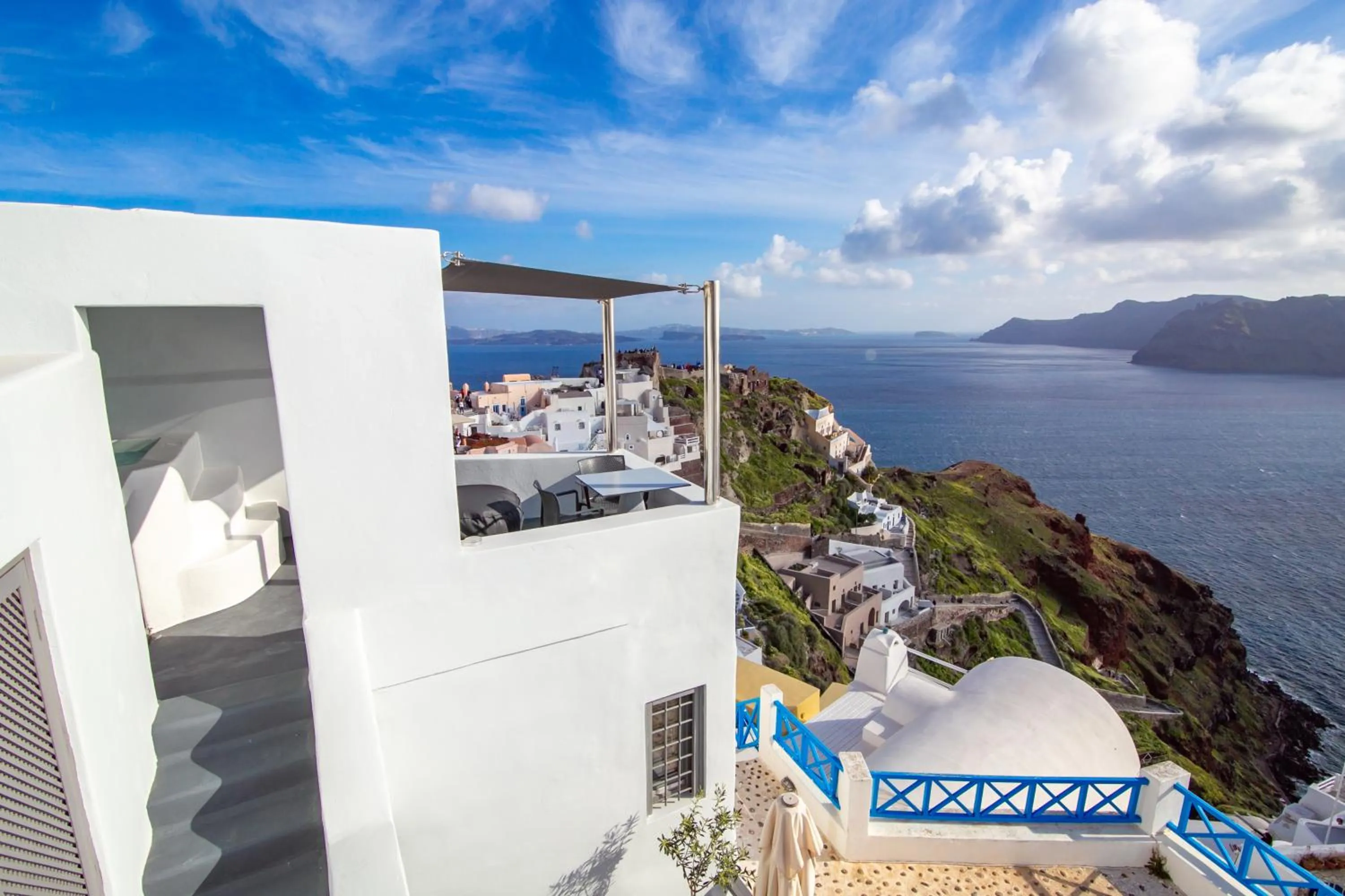 Hot Tub in Theodora Suites