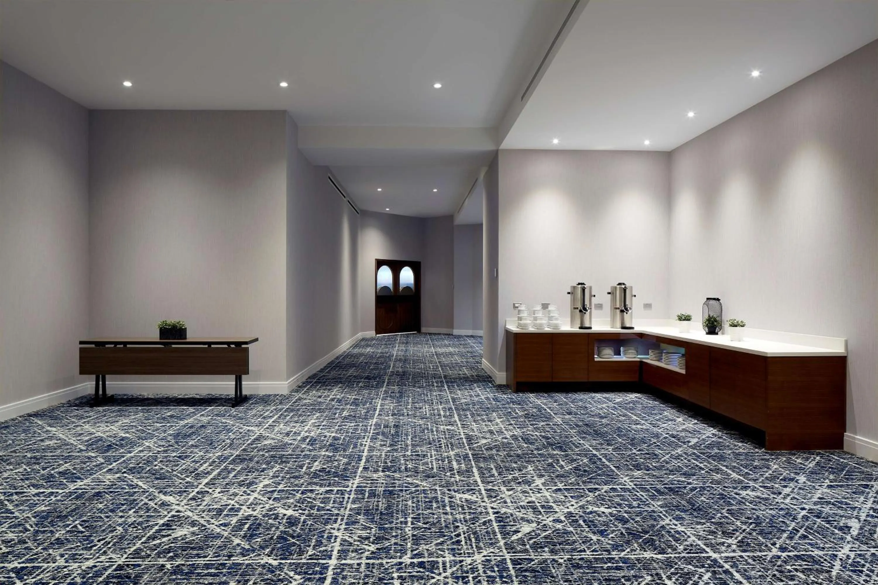 Meeting/conference room in DoubleTree By Hilton Montreal