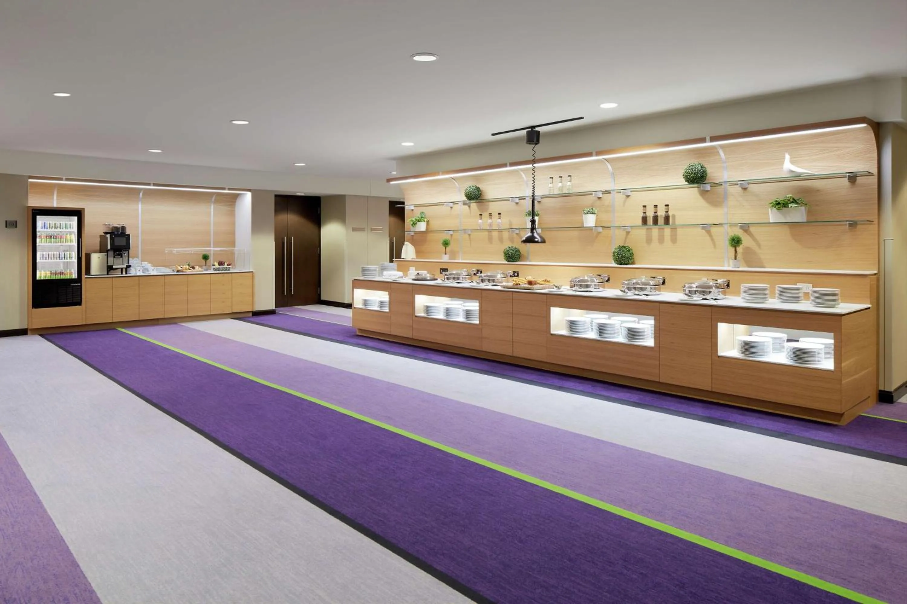 Meeting/conference room in DoubleTree By Hilton Montreal