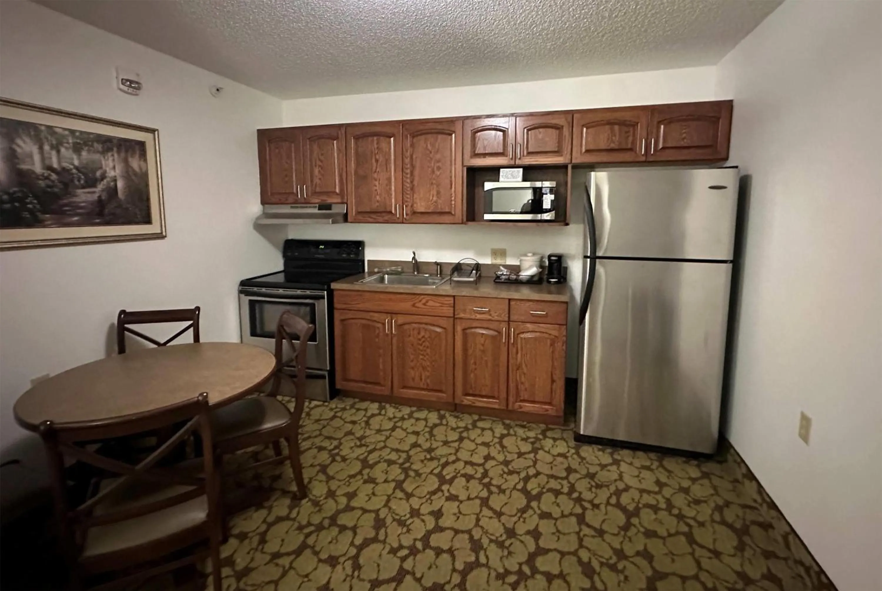 Photo of the whole room in AmericInn by Wyndham Appleton North Little Chute