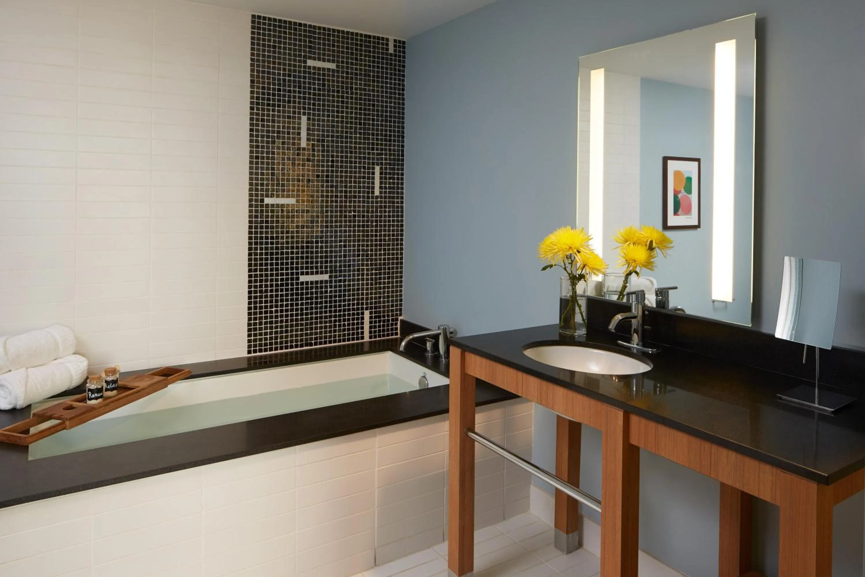 Bathroom, Bed in Kimpton Shorebreak Huntington Beach Resort by IHG