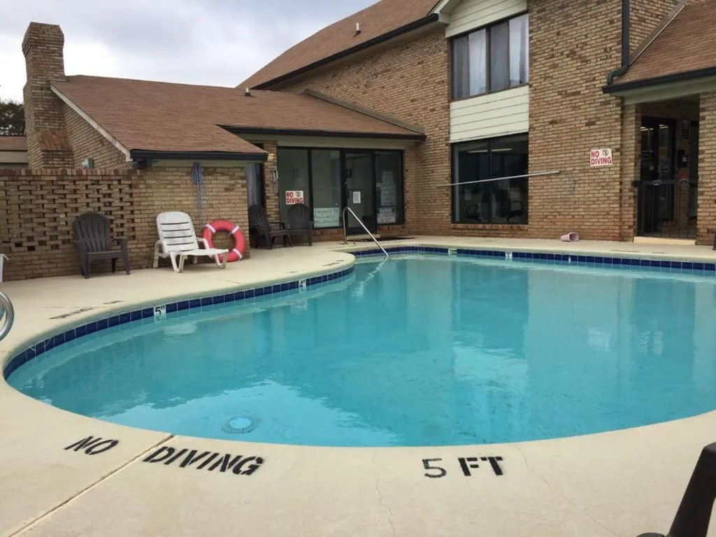 Days Inn by Wyndham King-Winston Salem Area