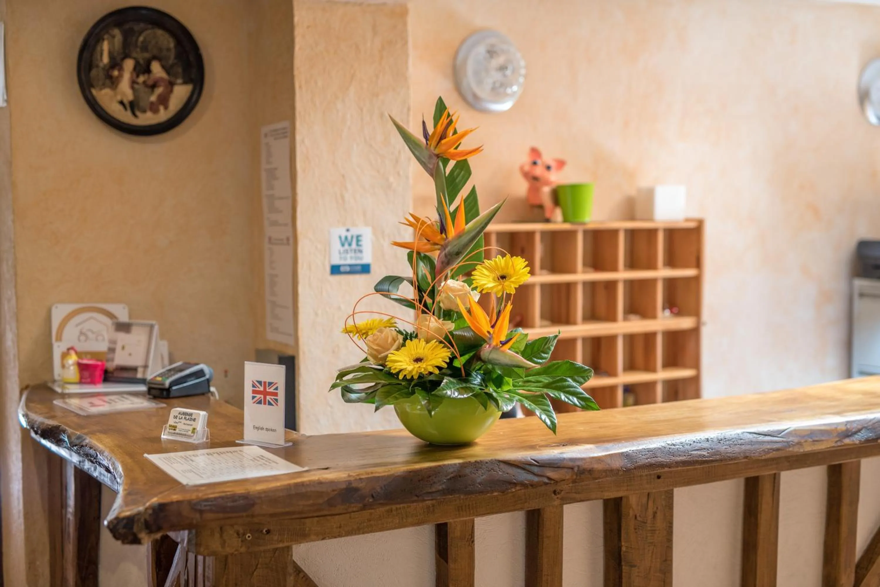 Lobby or reception in Logis Auberge De La Plaine