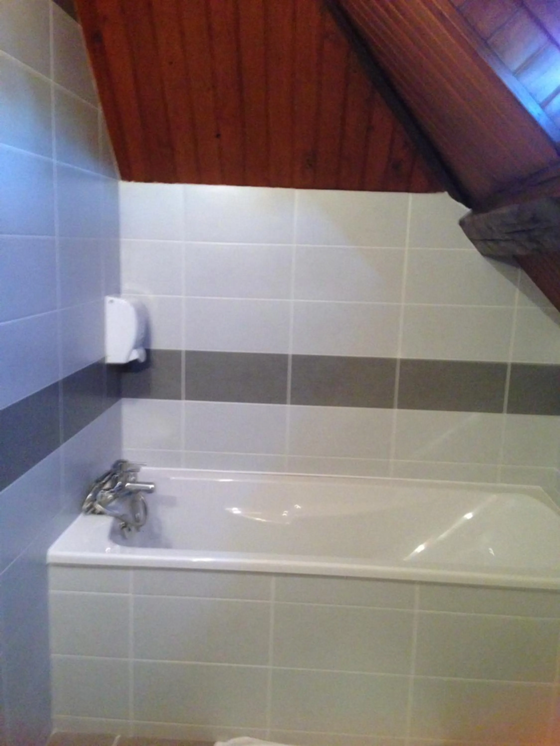 Bathroom in Logis Auberge De La Plaine