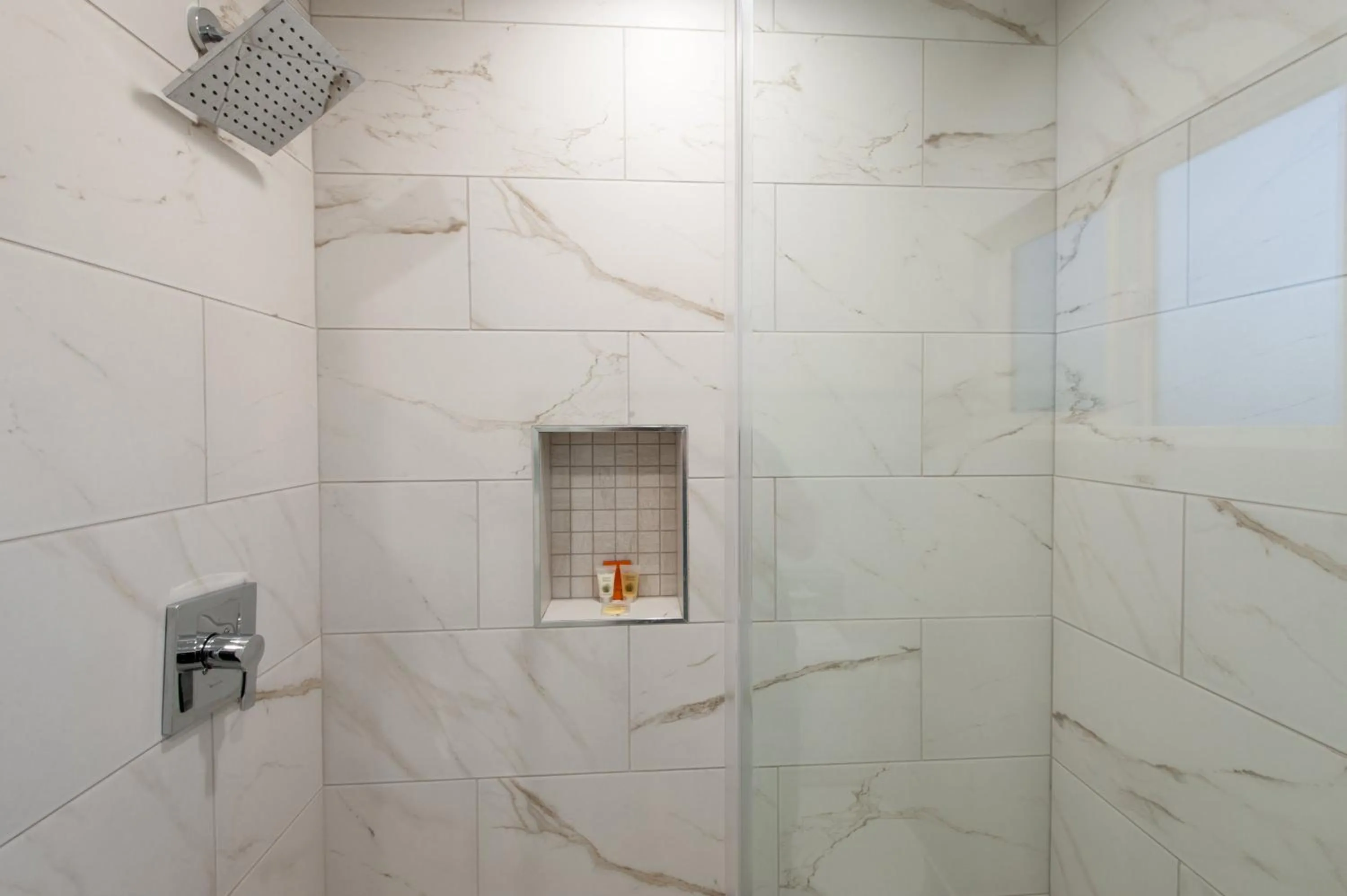 Shower in Studio City Court Yard Hotel