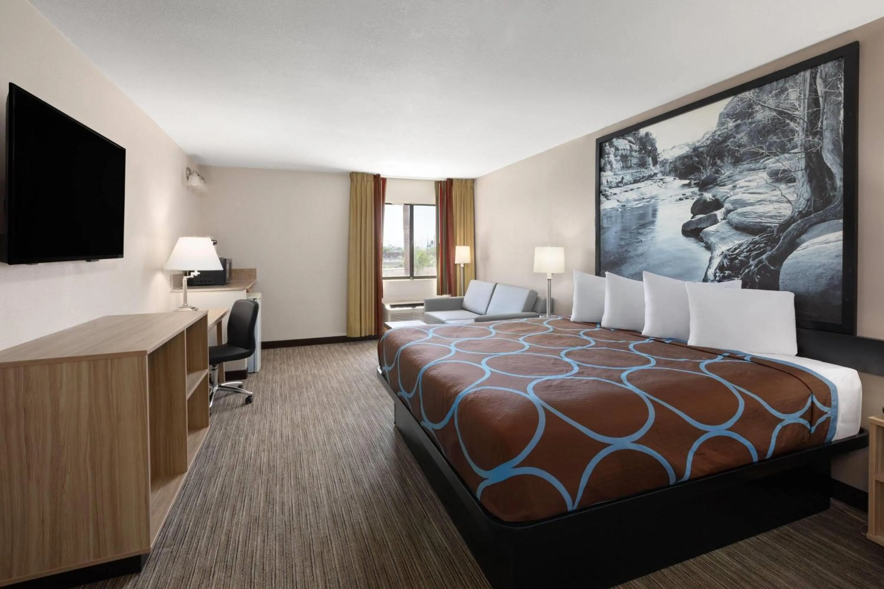 Photo of the whole room, Bed in Super 8 by Wyndham Tucson/Grant Road Area AZ