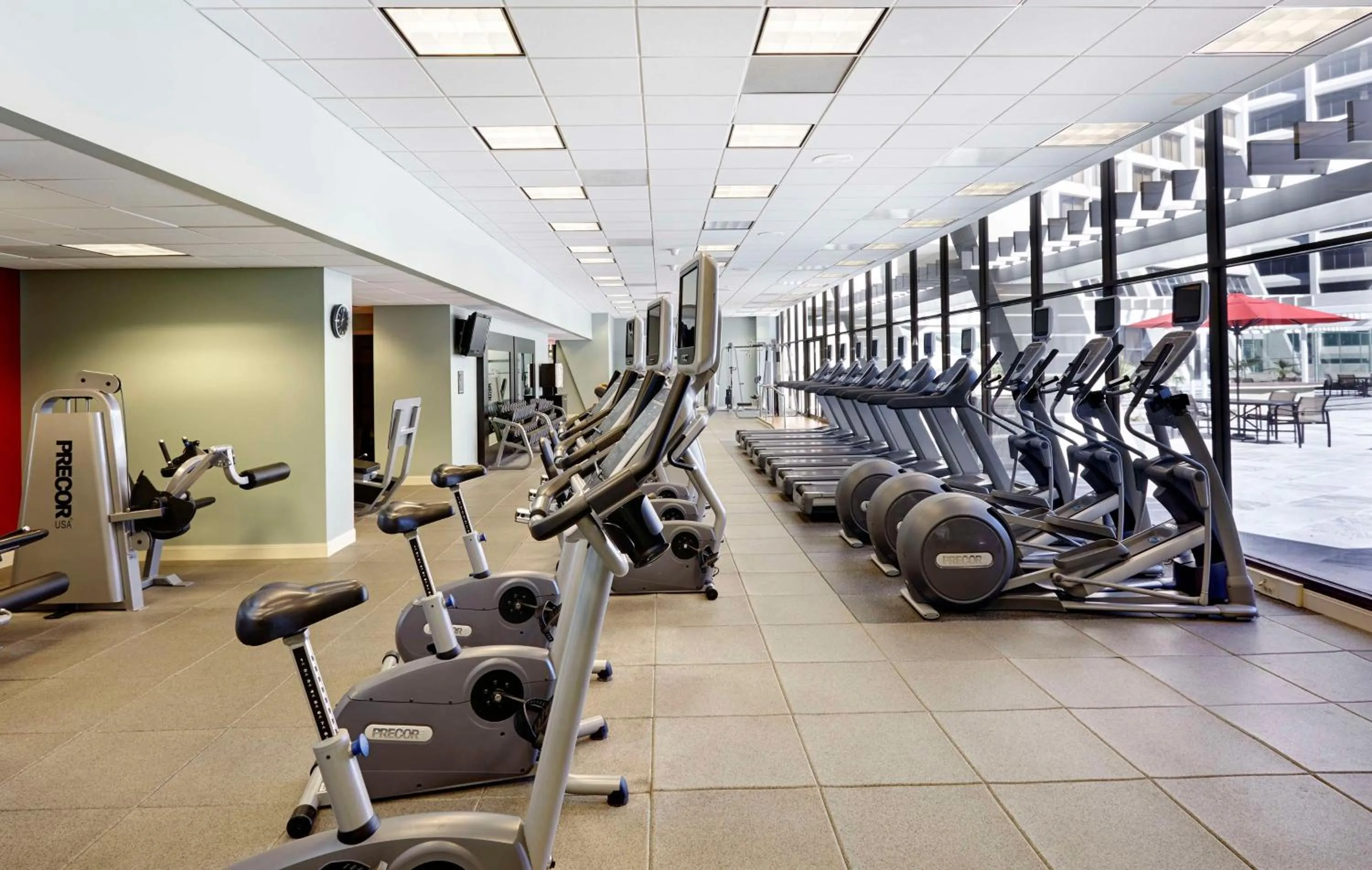 Fitness centre/facilities in Hilton Atlanta