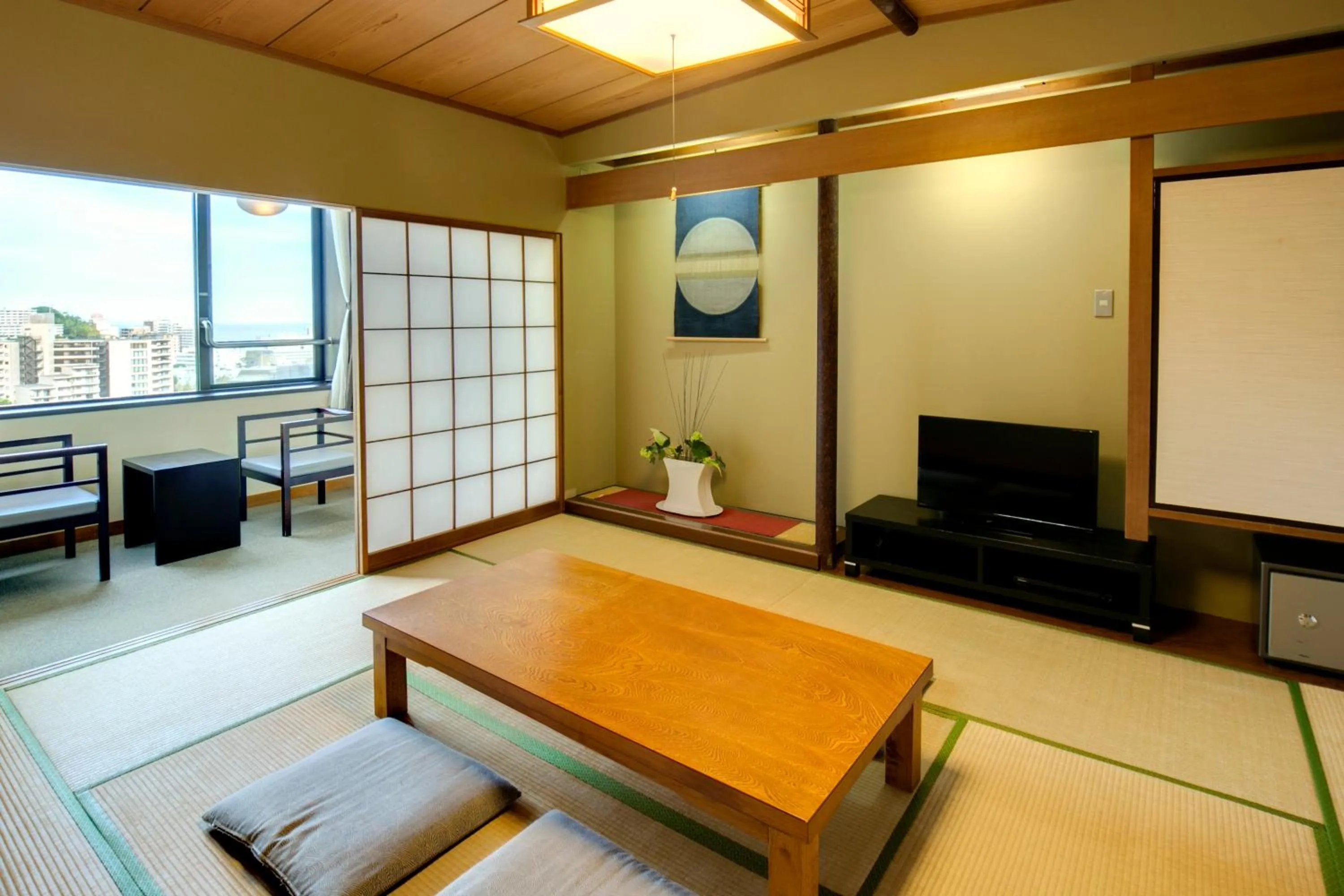 Photo of the whole room in Sundance Resort Atami