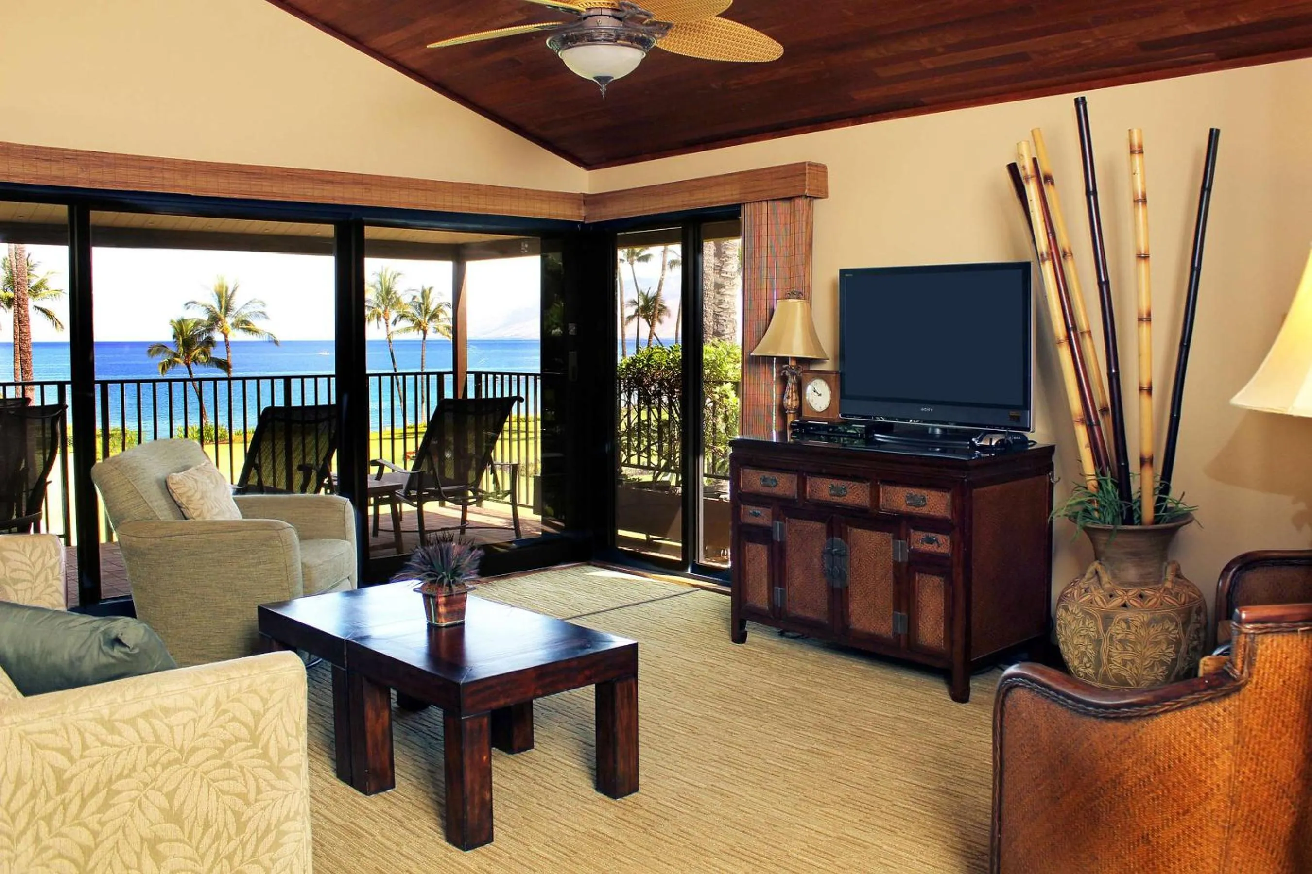 Photo of the whole room in Wailea Elua Village - CoralTree Residence Collection