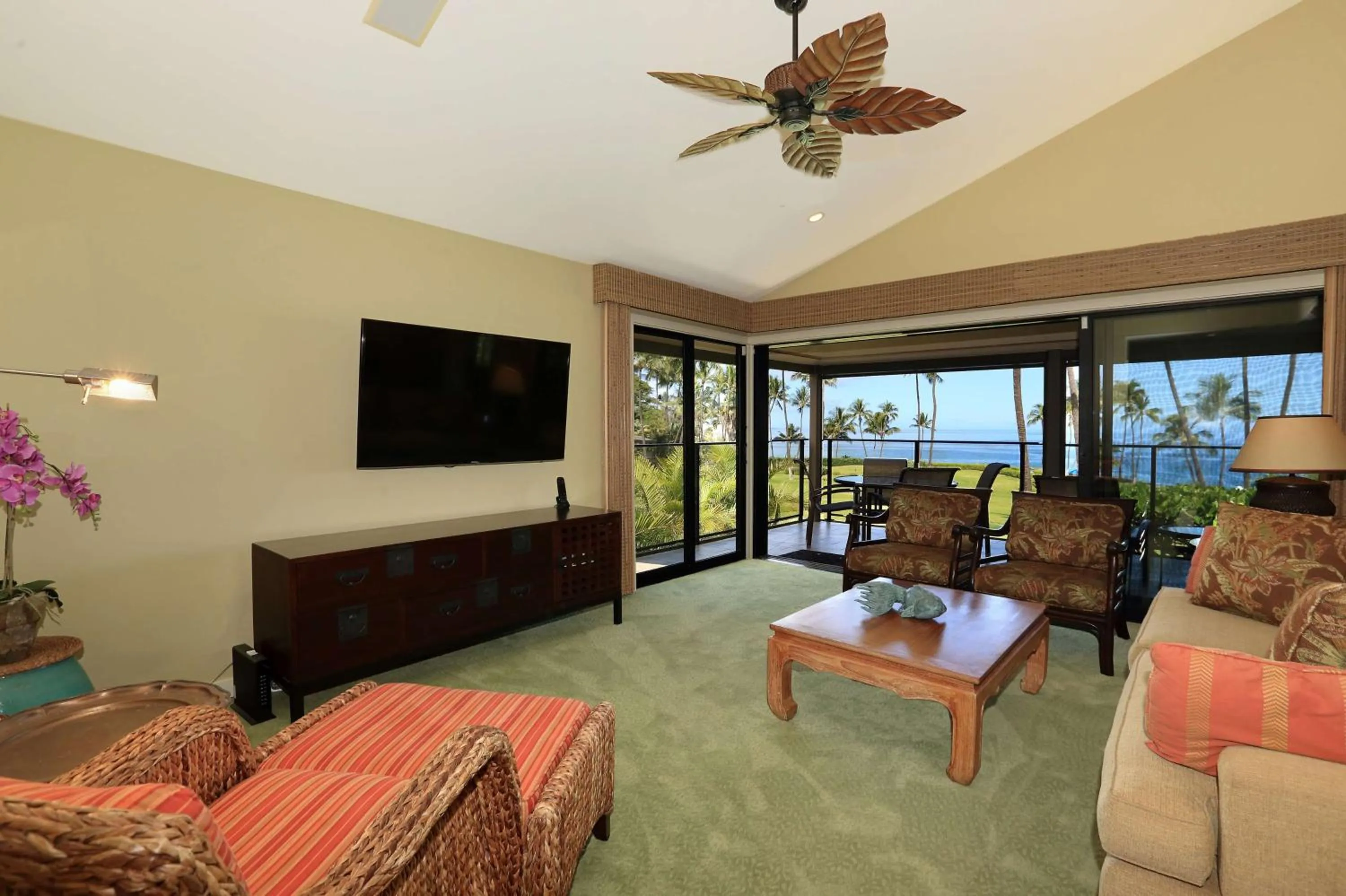 Photo of the whole room in Wailea Elua Village - CoralTree Residence Collection