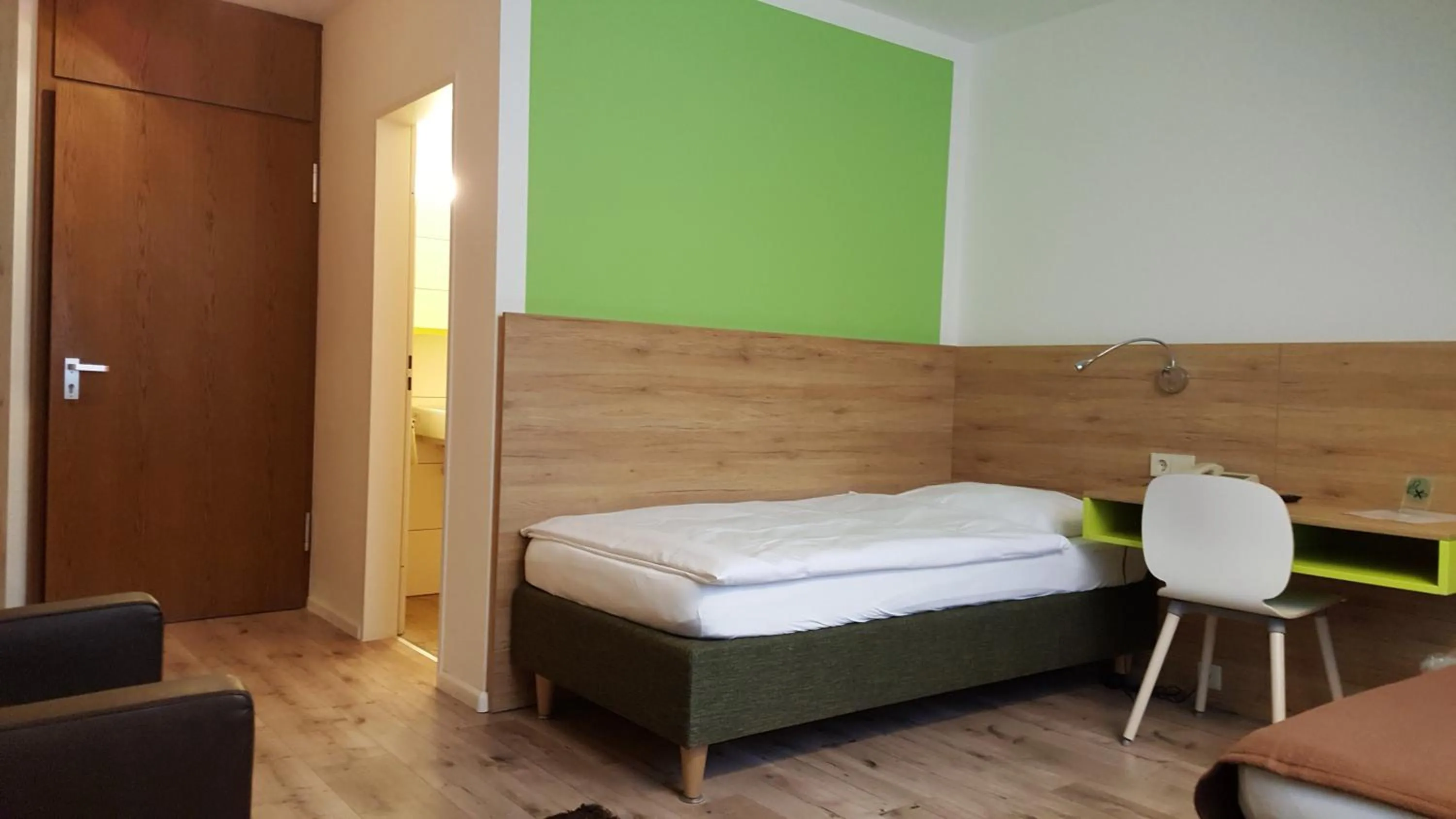 Bed in Gästehaus Ruh - Non-Smoking