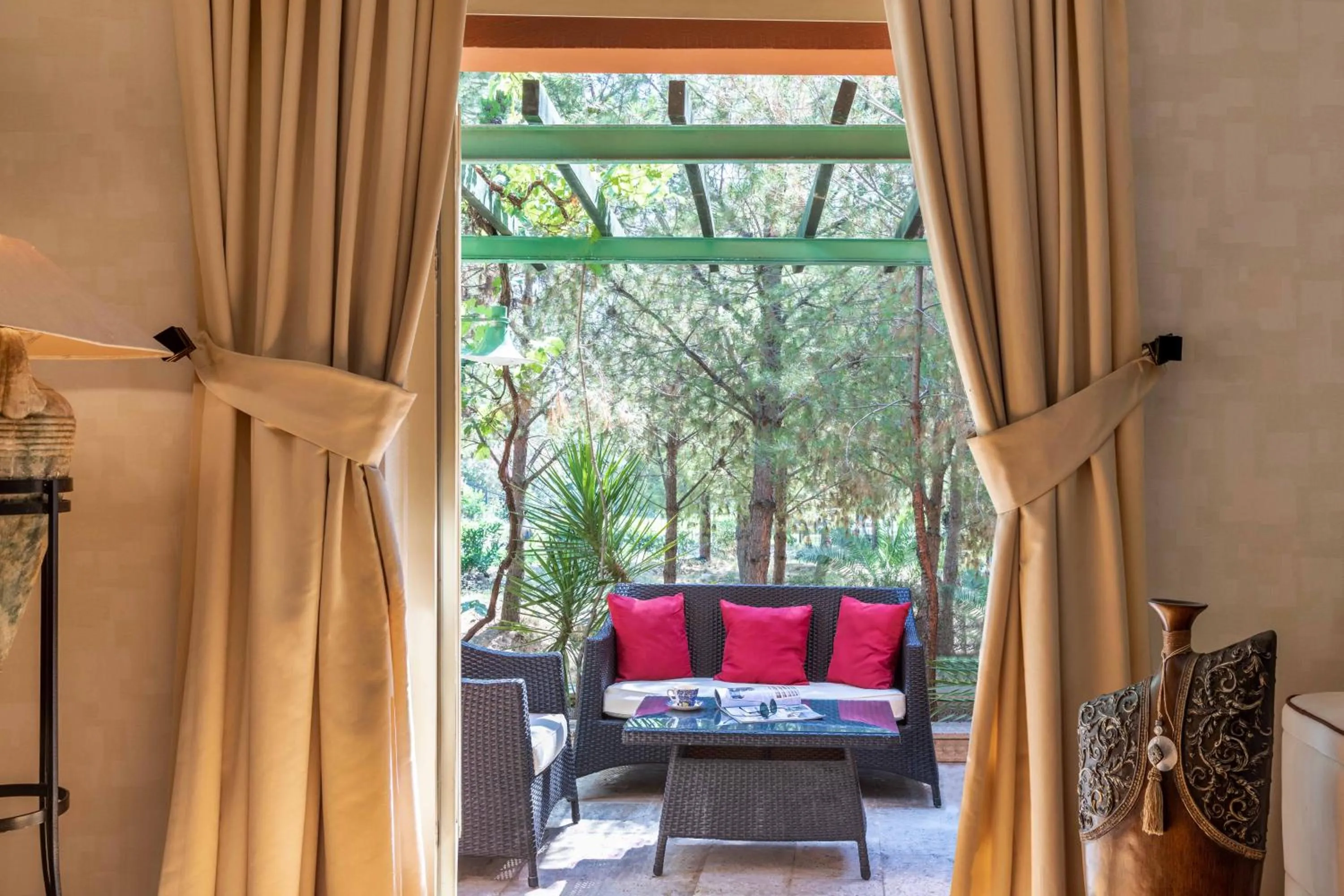 Garden in Polat Thermal Hotel