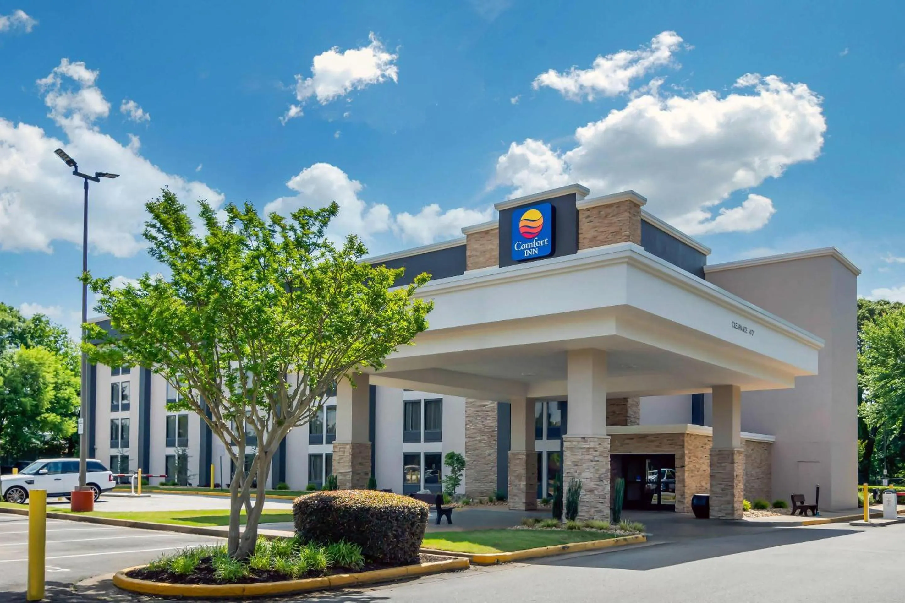 Property building in Comfort Inn Atlanta Airport