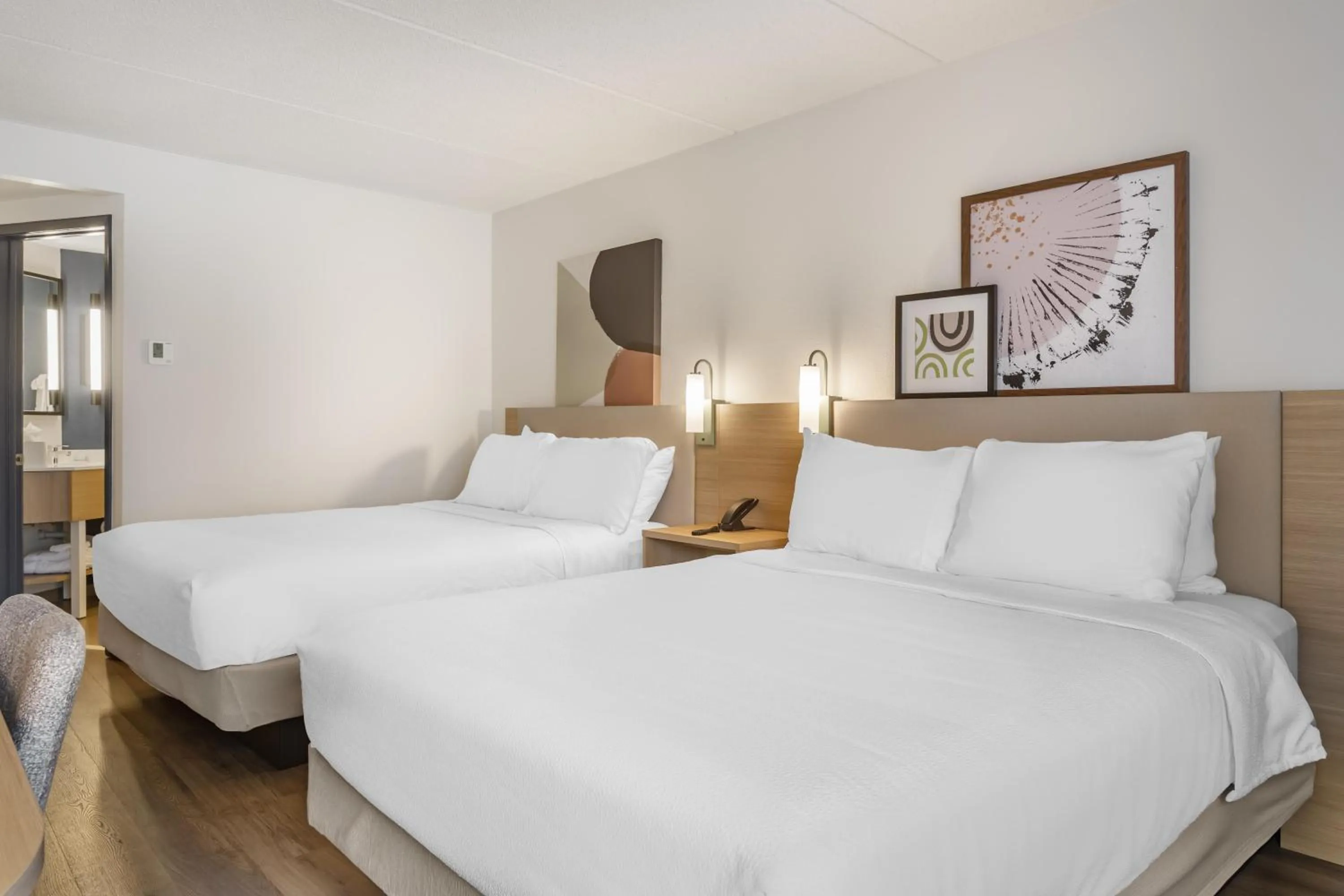 Bed in Spark by Hilton Atlanta Airport South College Park