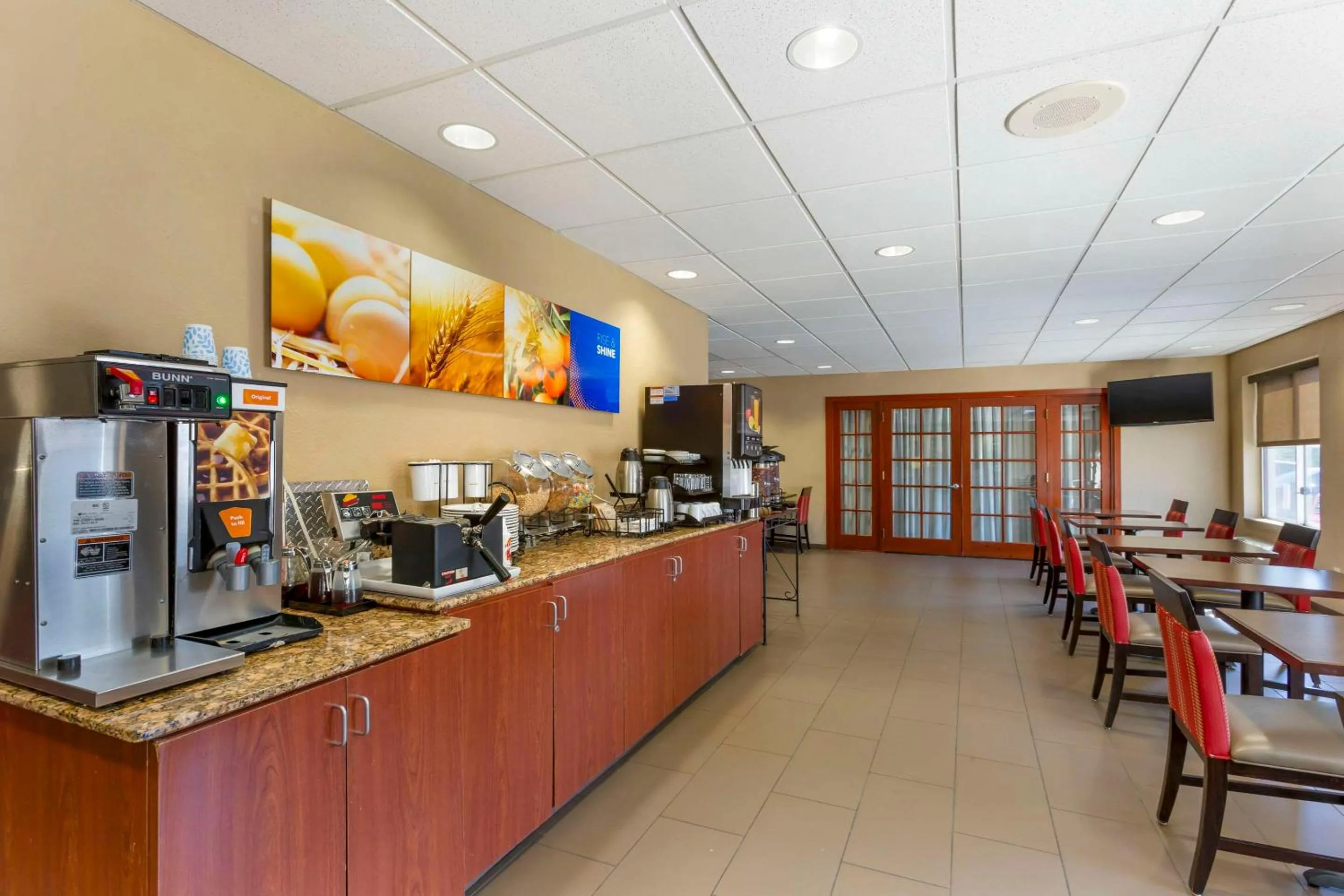 Breakfast in Comfort Inn Green Valley, Arizona