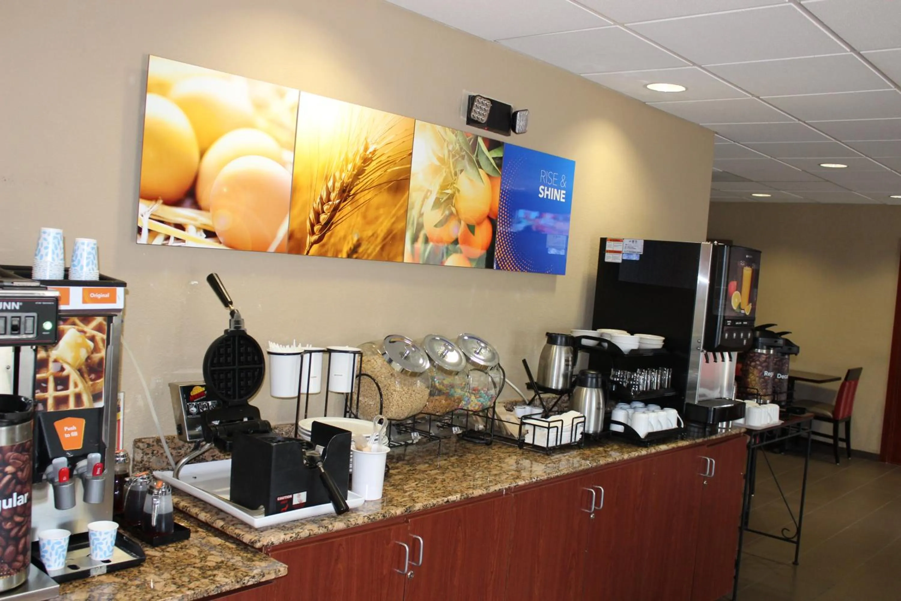 Coffee/tea facilities in Comfort Inn Green Valley, Arizona