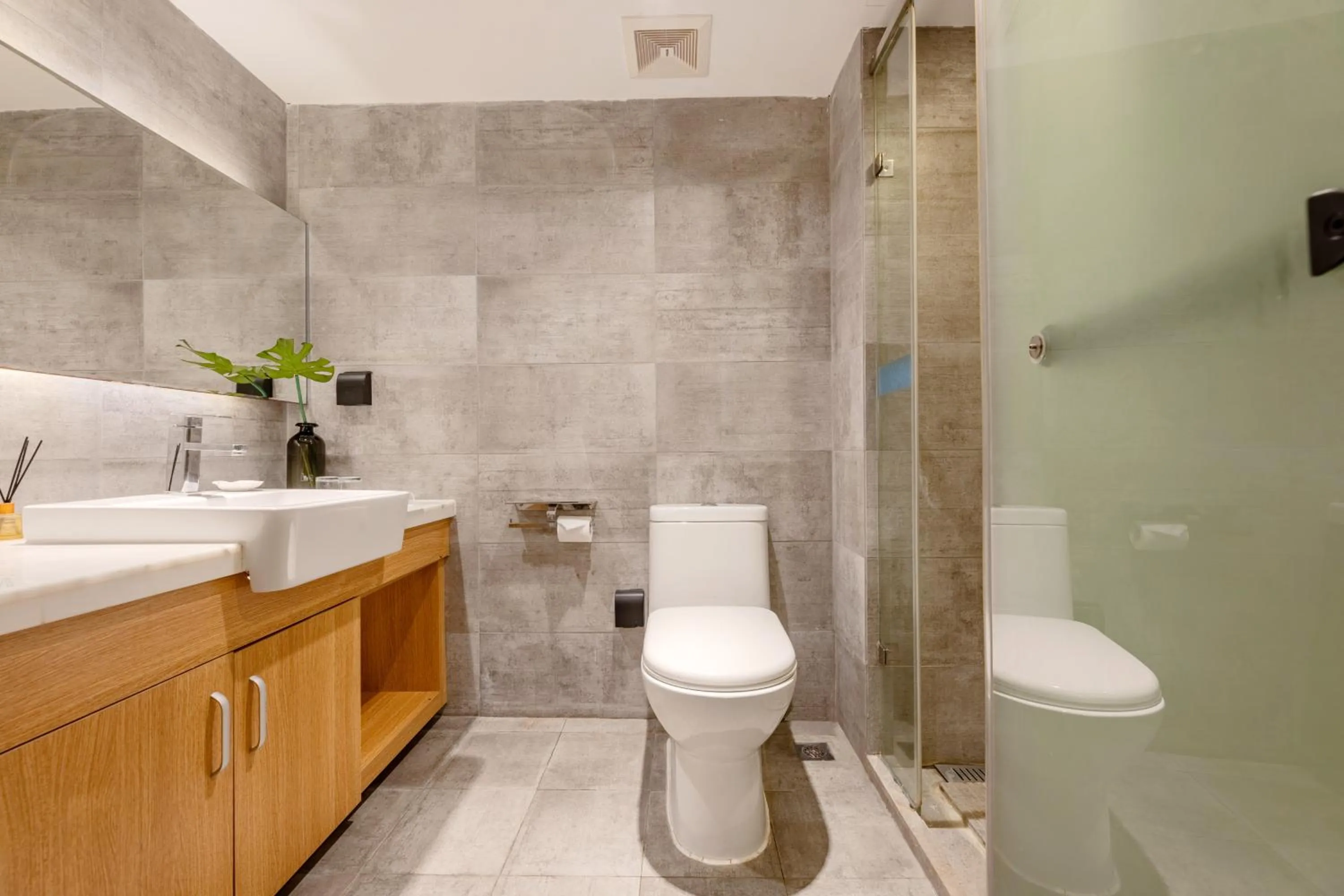 Toilet in Waito Hotel Yuexiu Park Guangzhou