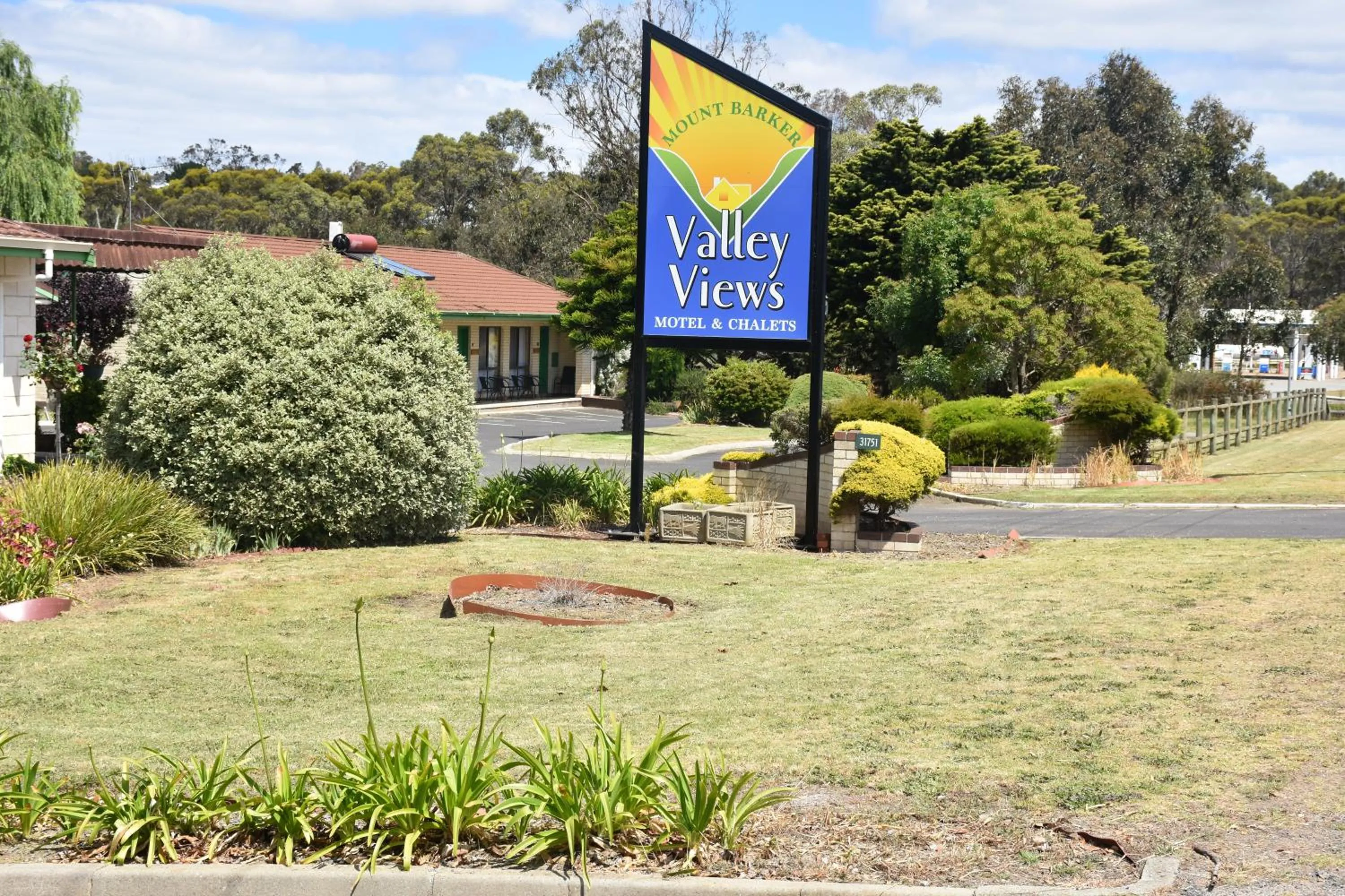 Property logo or sign in Mount Barker Valley Views Motel & Chalets, Western Australia