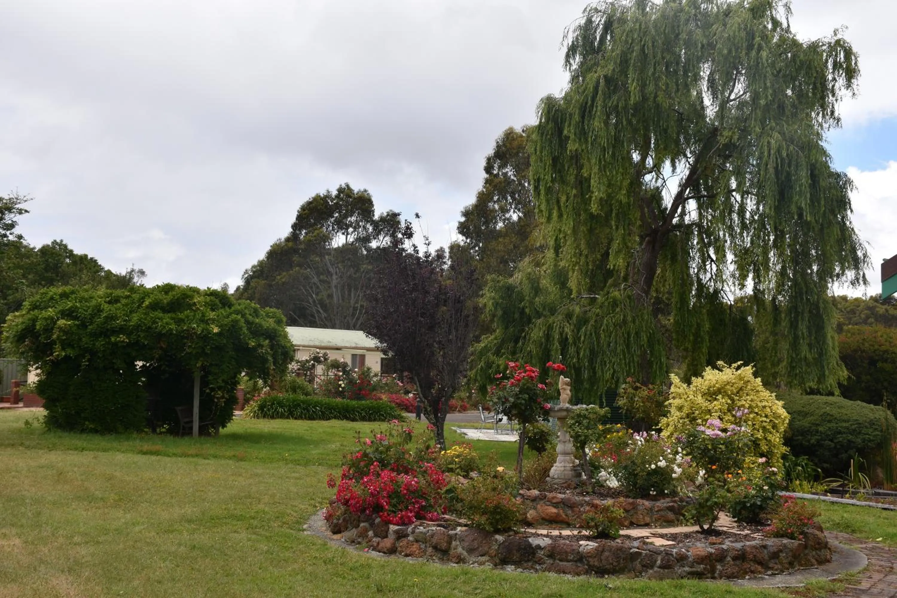 Garden in Mount Barker Valley Views Motel & Chalets, Western Australia