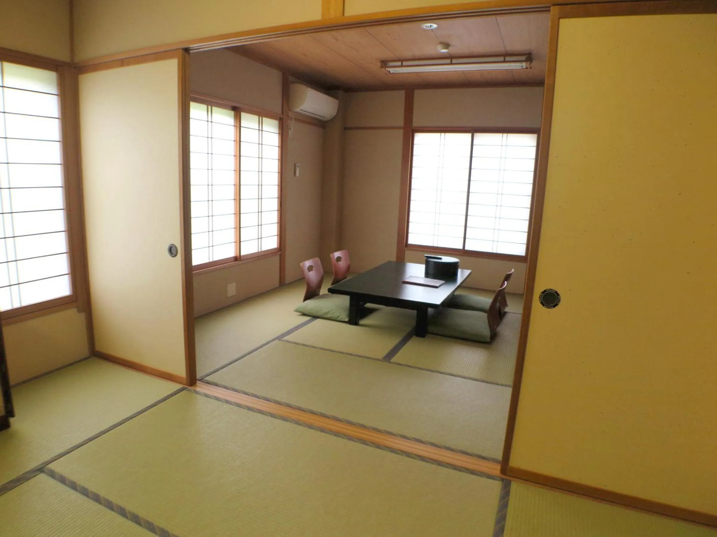 Photo of the whole room in Aiwa no Mori Hotel