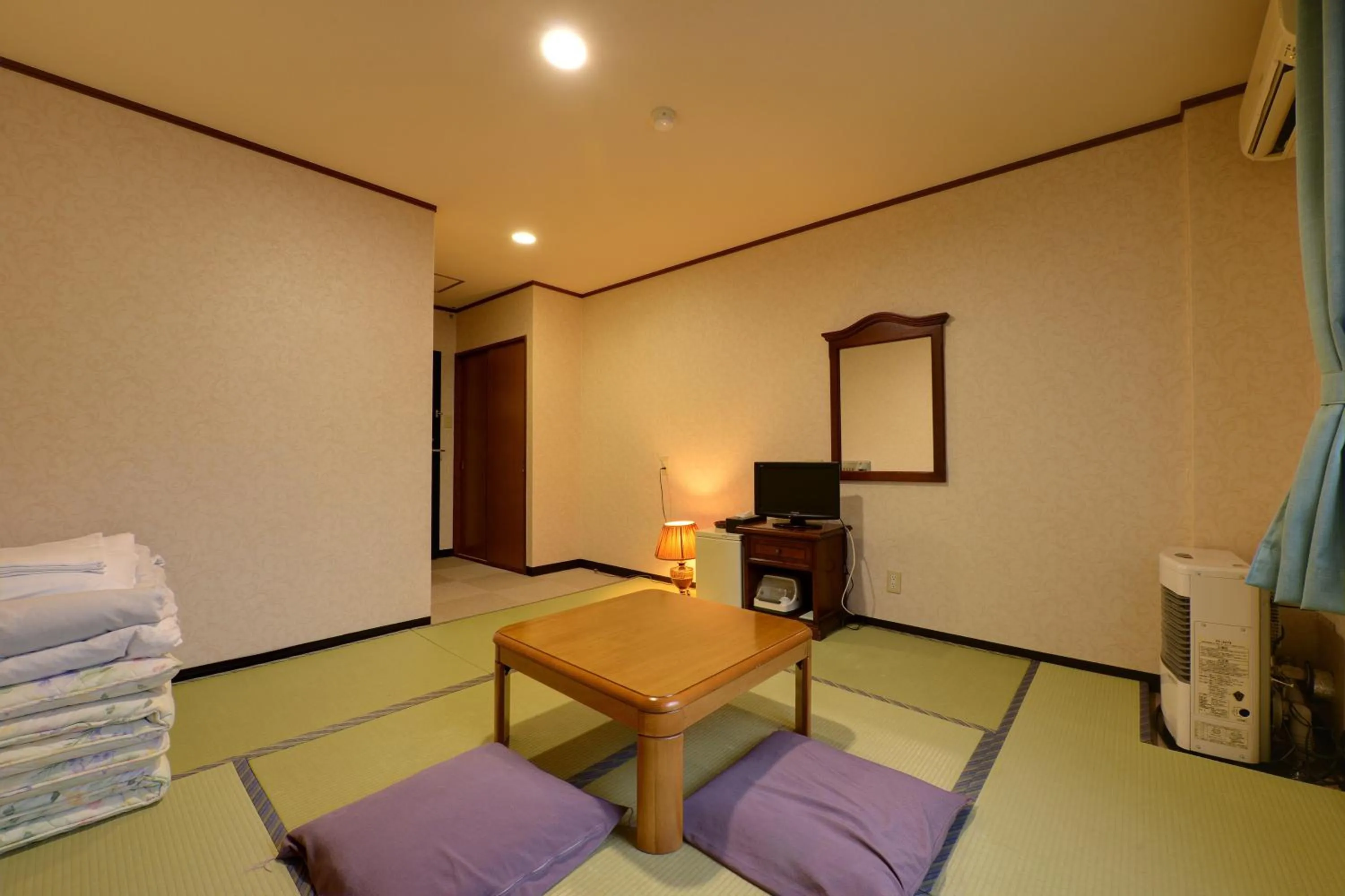 Photo of the whole room, Bed in Aiwa no Mori Hotel
