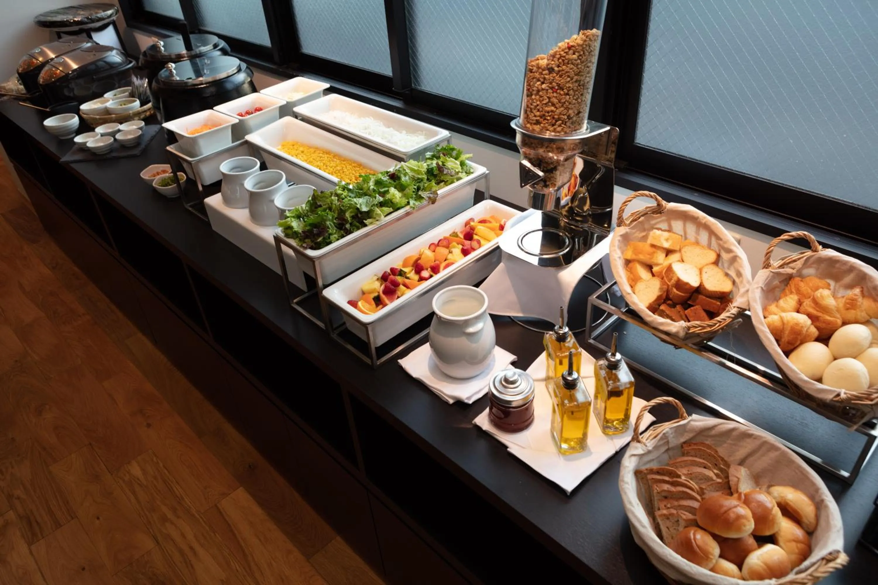 Restaurant/places to eat in Ariston Hotel Kyoto Jujo