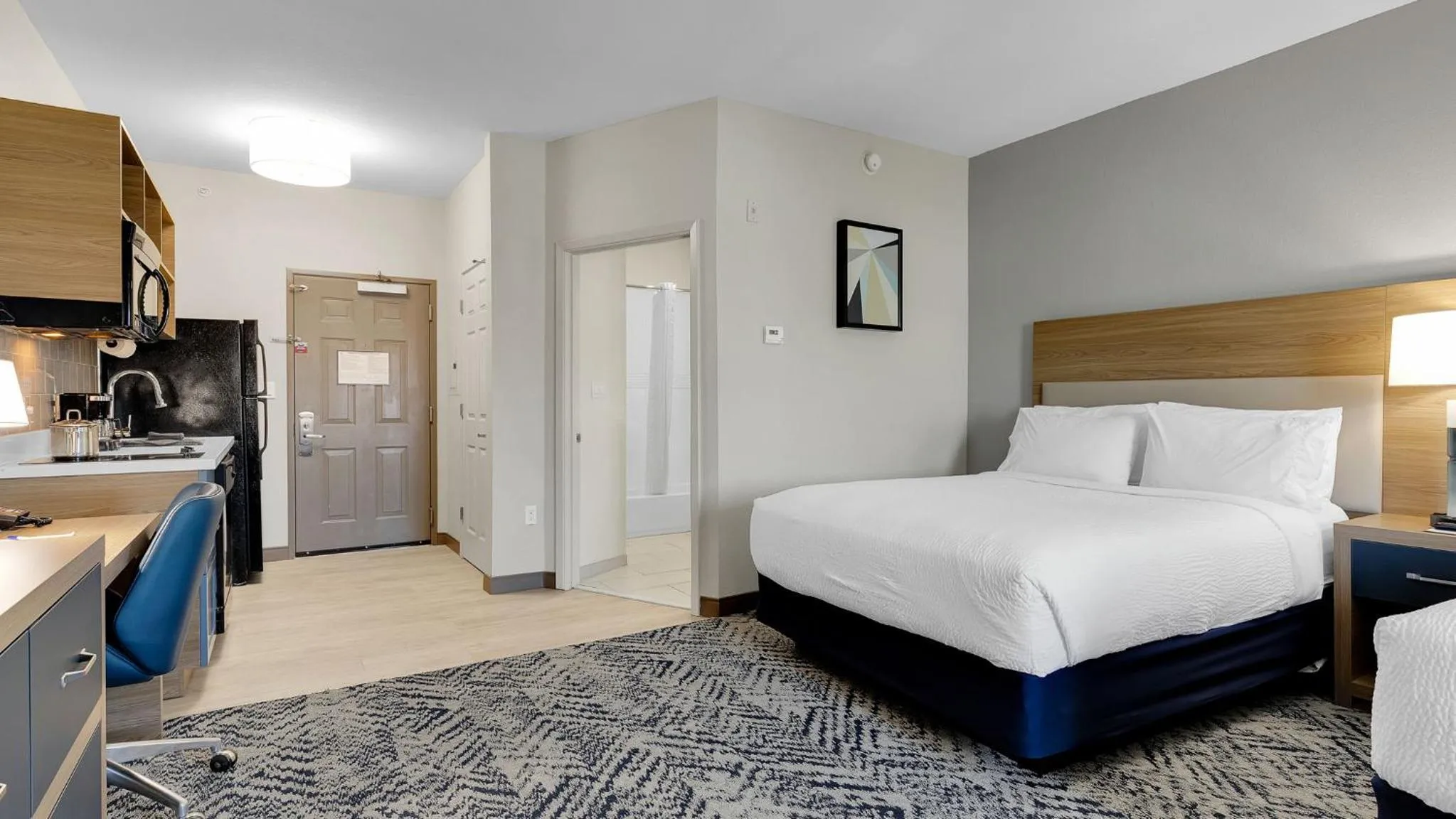 Photo of the whole room, Bed in Candlewood Suites San Antonio Downtown by IHG