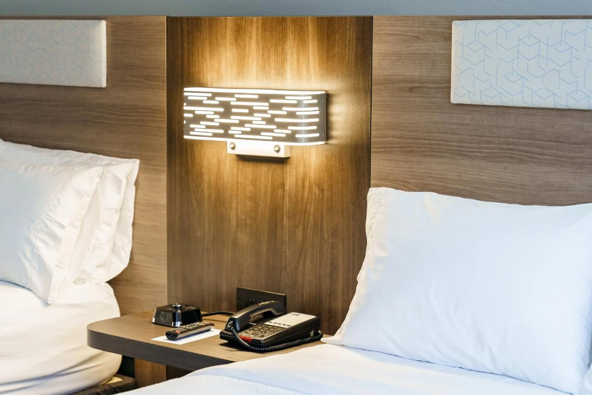 Photo of the whole room, Bed in Holiday Inn Express Hotel Raleigh Southwest by IHG