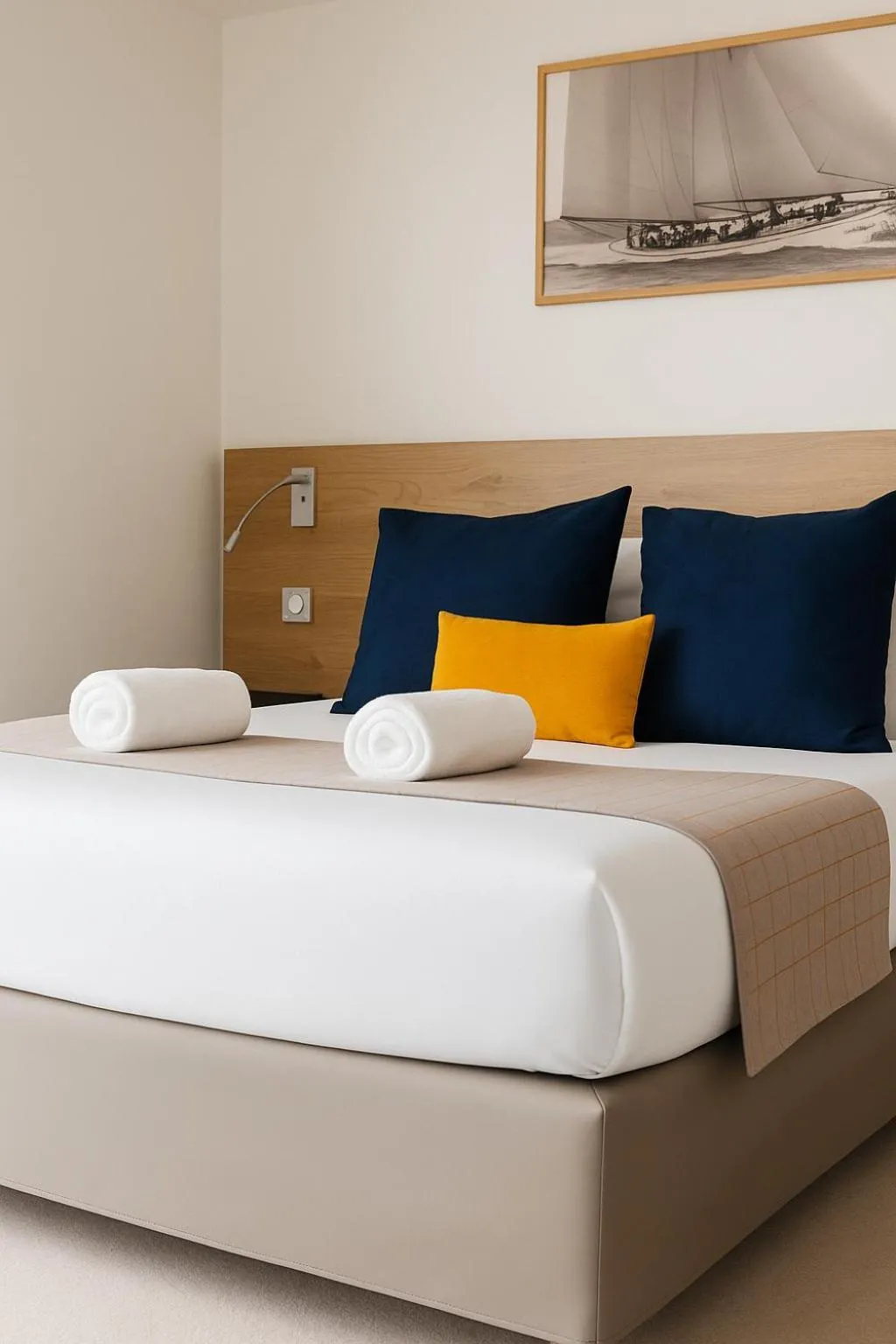 Bed in Le Nautica Hôtel