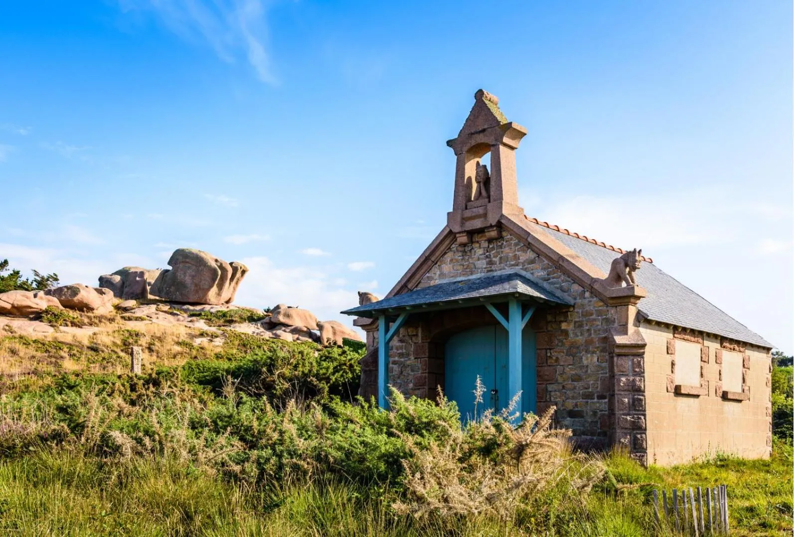 Nearby landmark in Le Nautica Hôtel