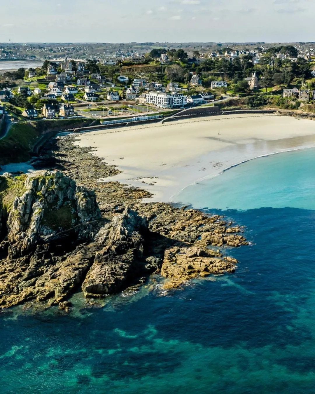 Nearby landmark in Le Nautica Hôtel