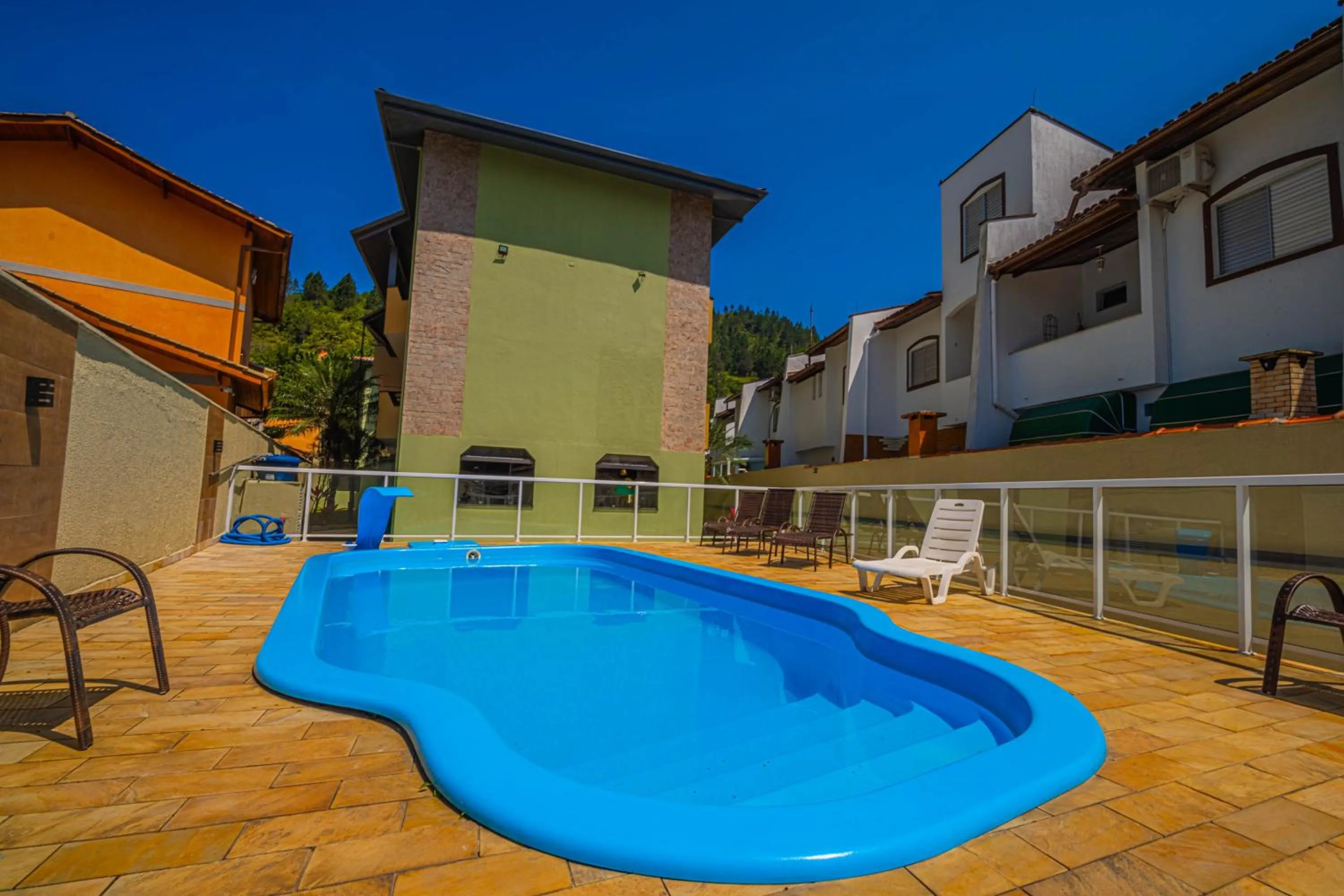 Swimming pool in Ubatuba Eco Hotel