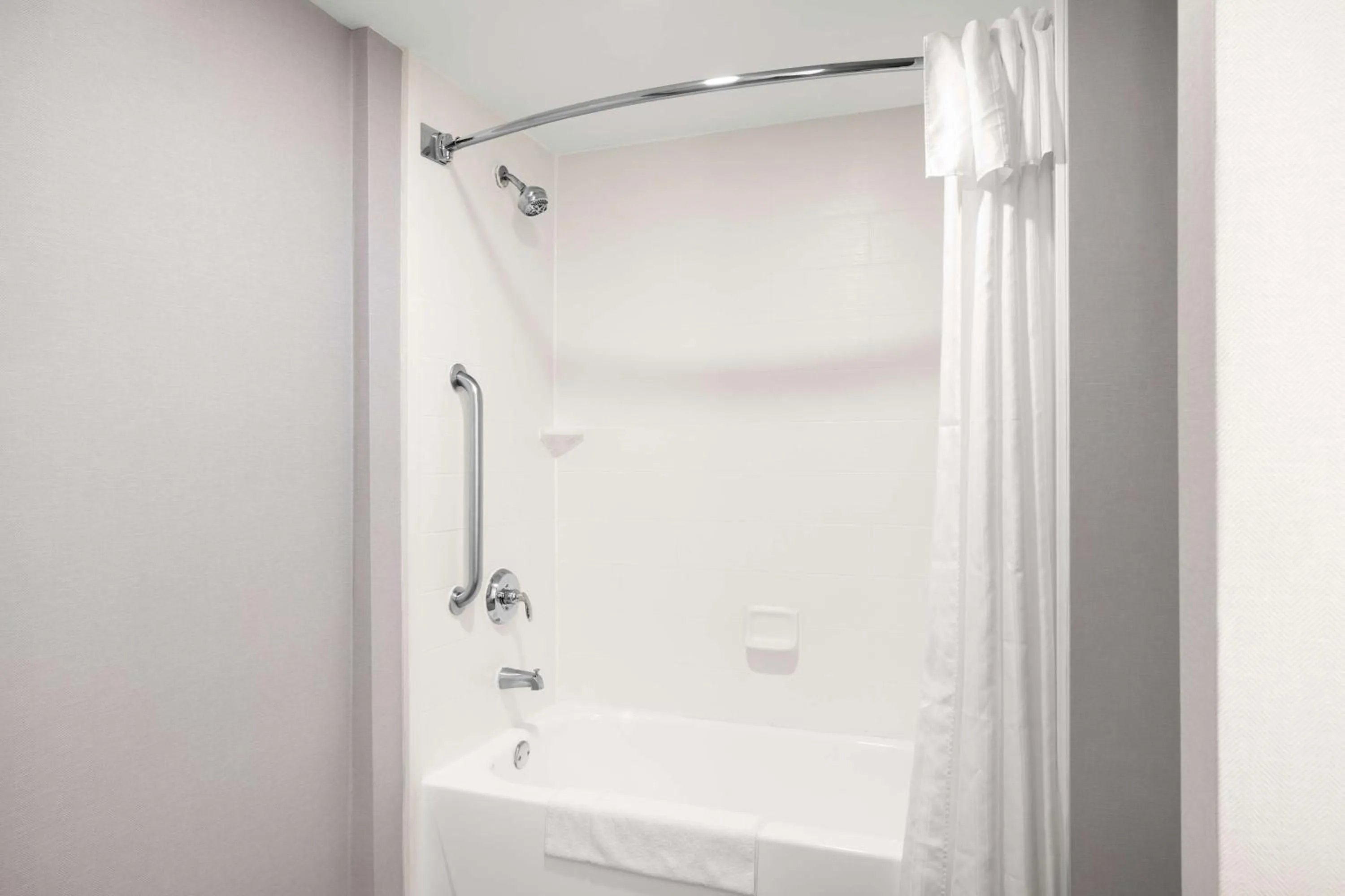 Bathroom in Homewood Suites by Hilton Atlanta-Alpharetta