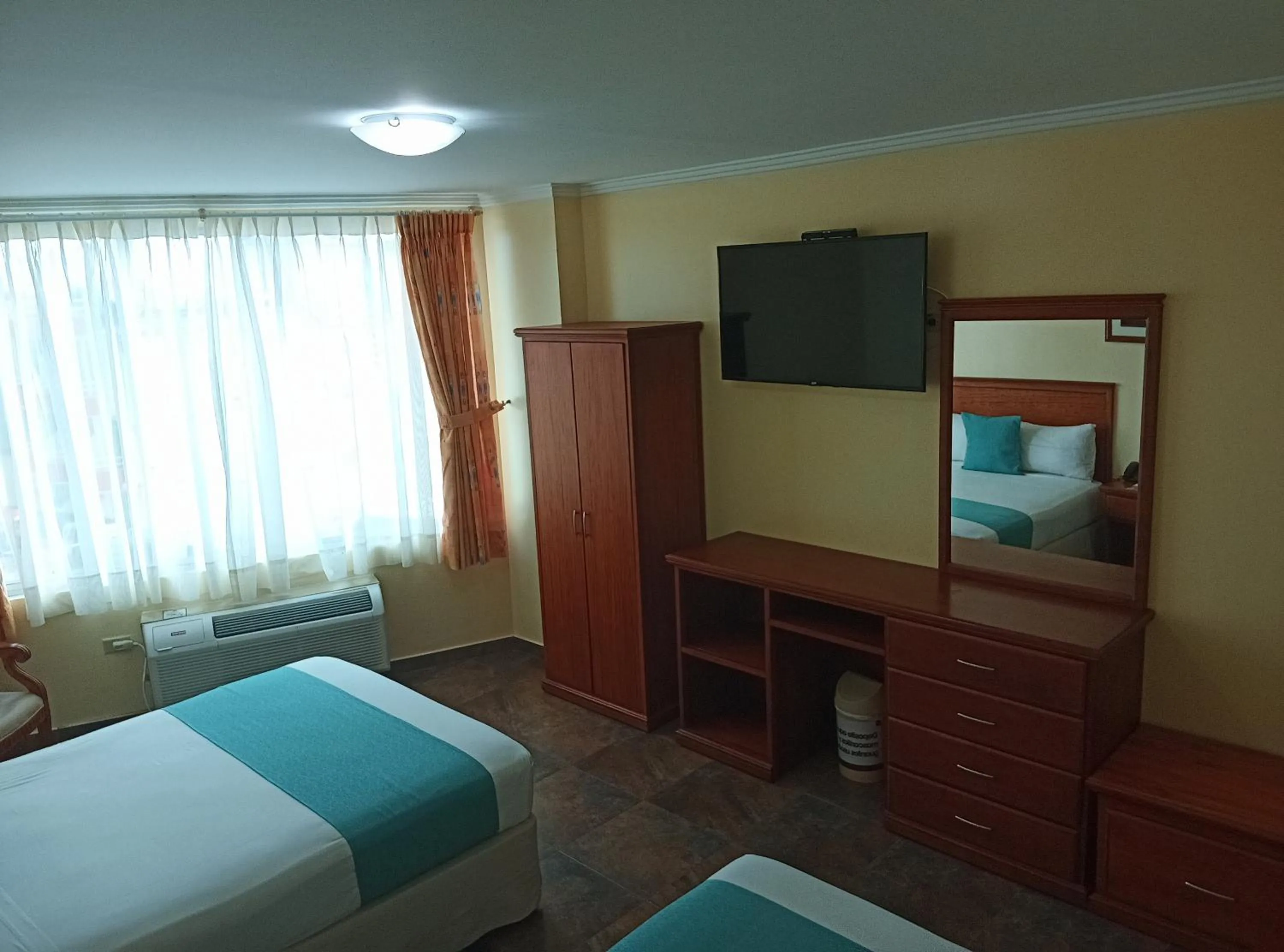 Bed in Hotel El Marqués